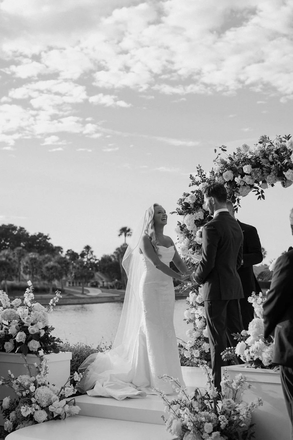 ali&ryan.ceremony-212.jpg