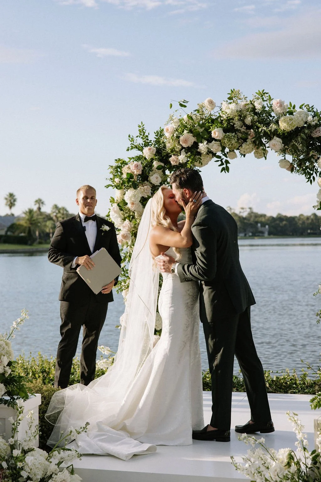 ali&ryan.ceremony-225.jpg
