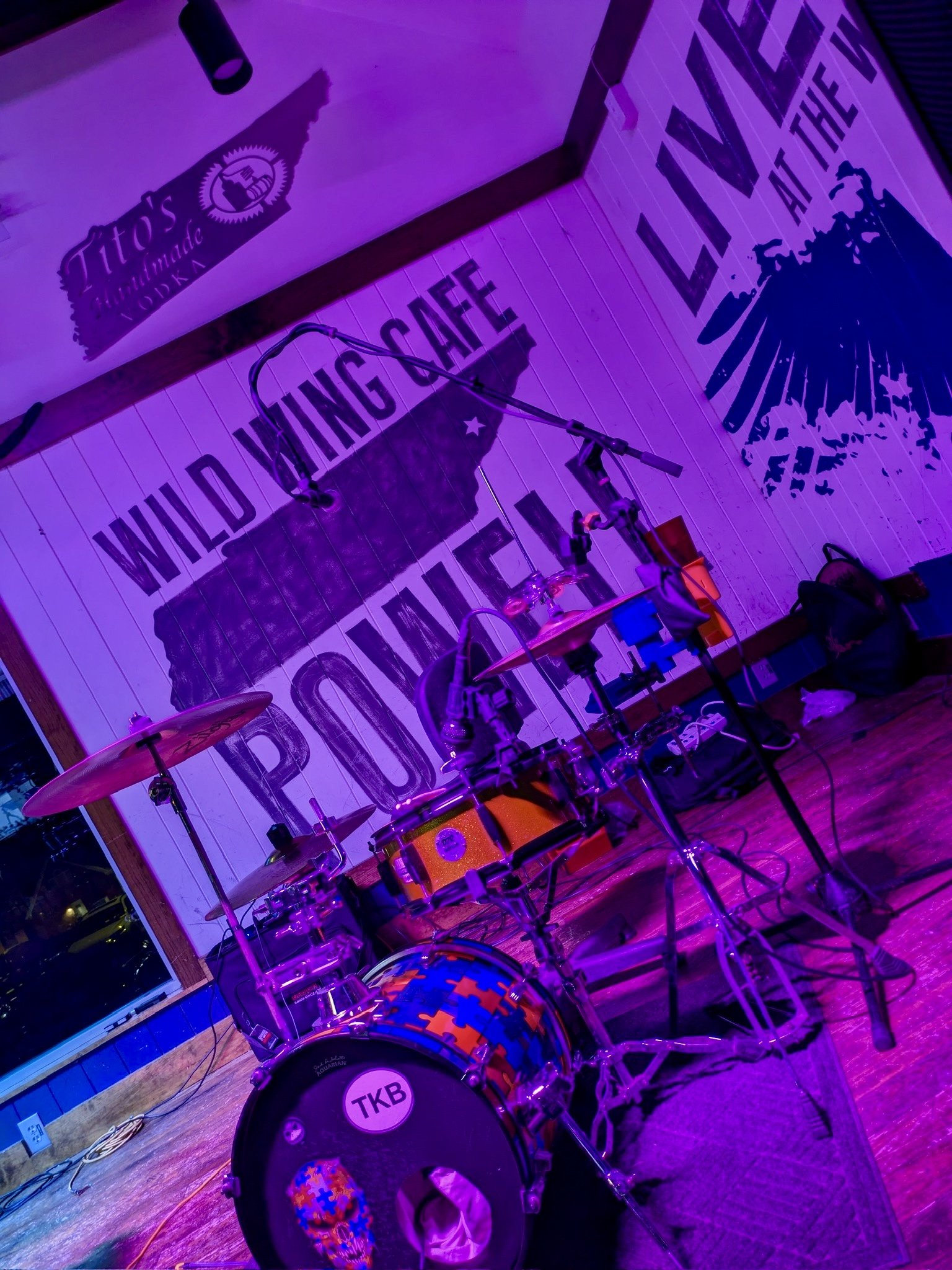 Microphone on stage at Wild Wing Cafe Farragut Live Music