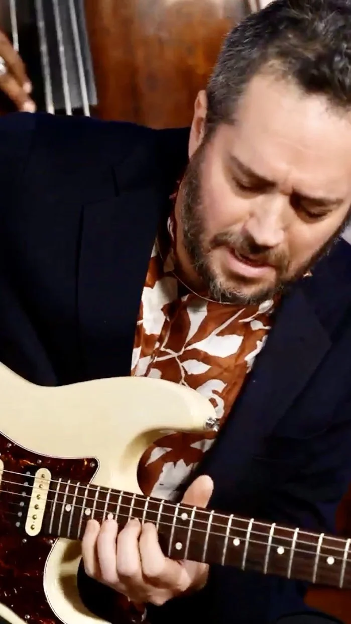 guitar-yotom sillverstein.jpg