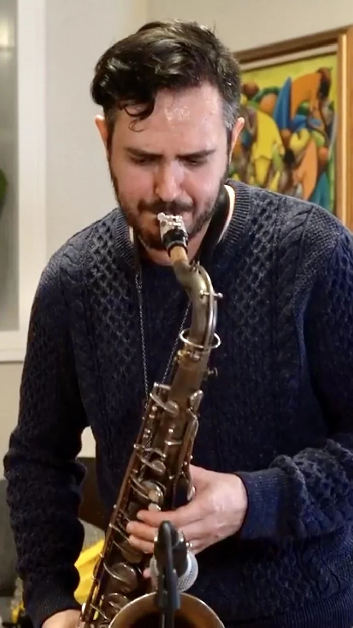 sax-lucas pino.jpg