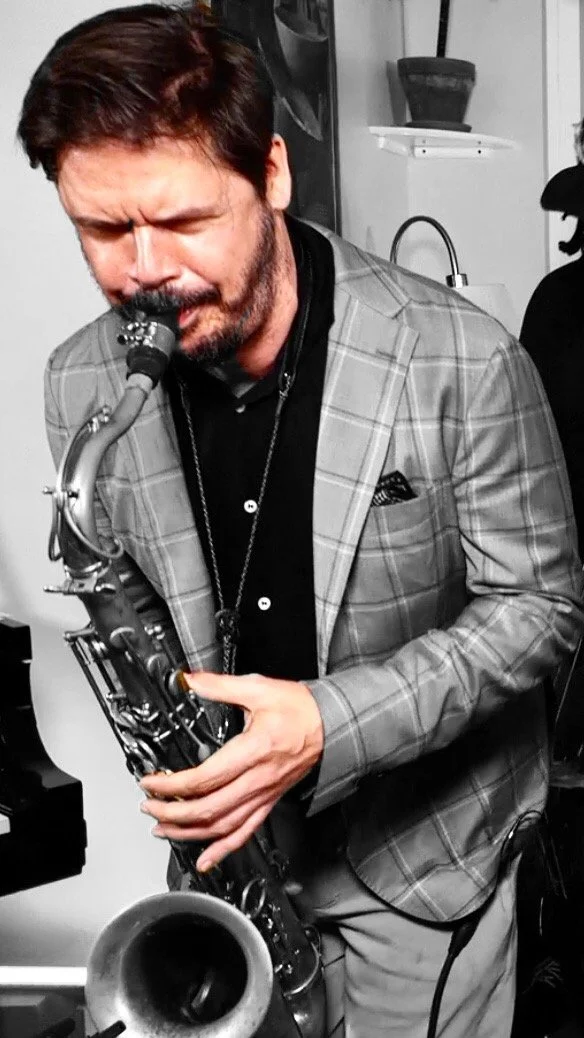 sax-seamus.JPG