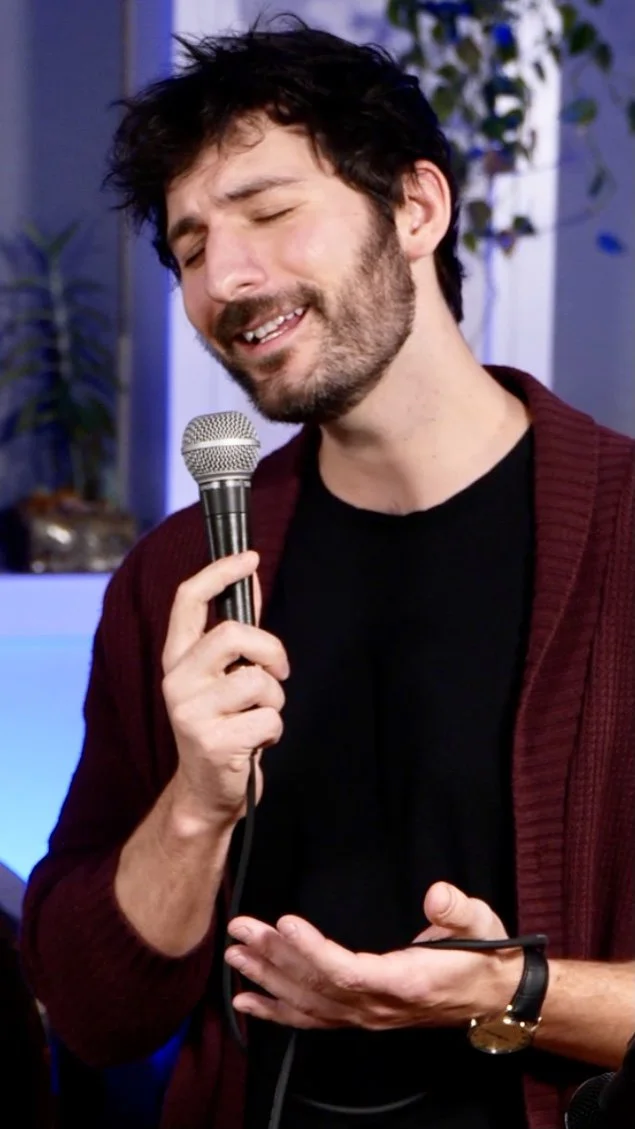 singer-josh.jpg