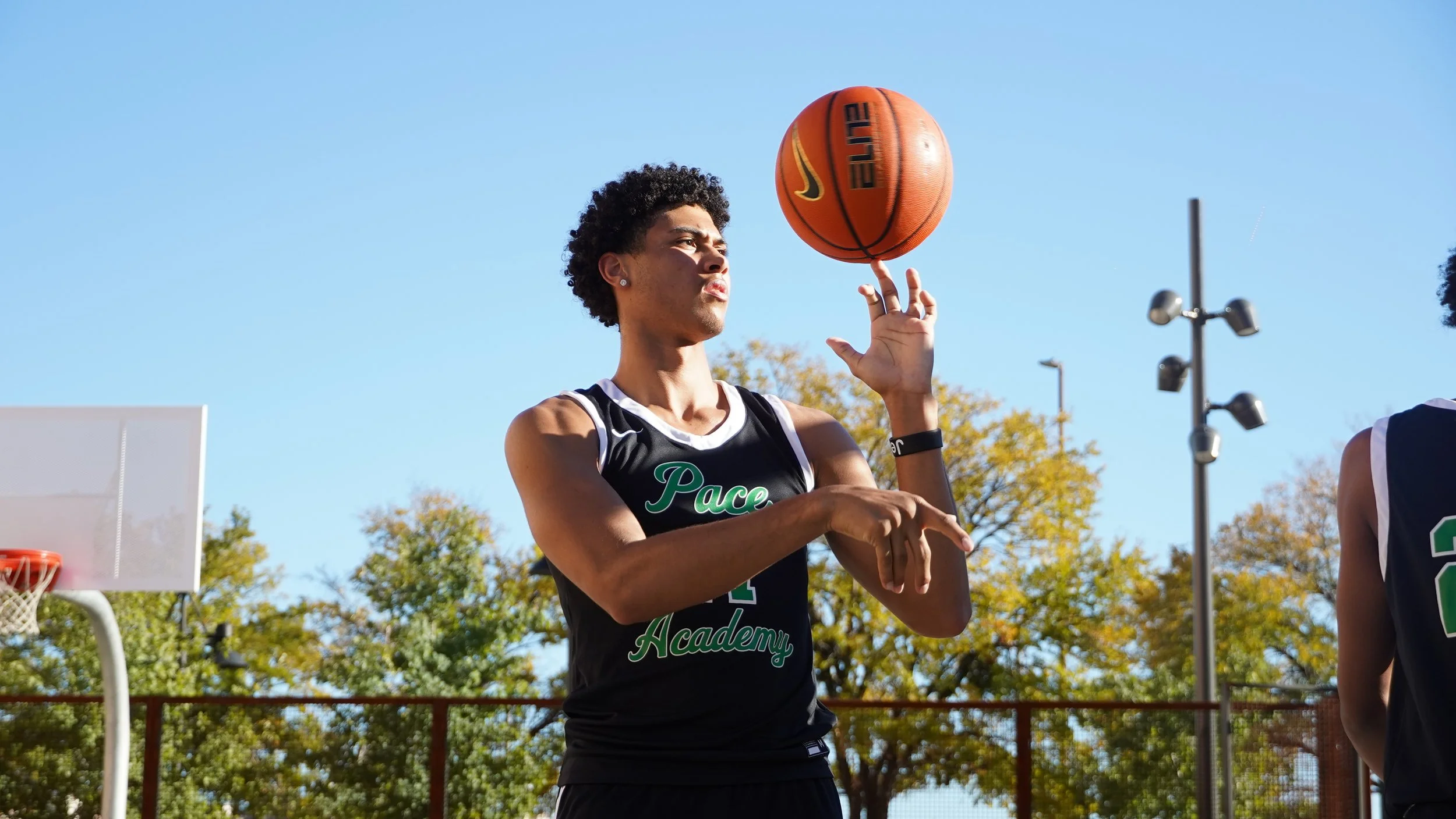 2024-11-15 06.09.00 2.jpg