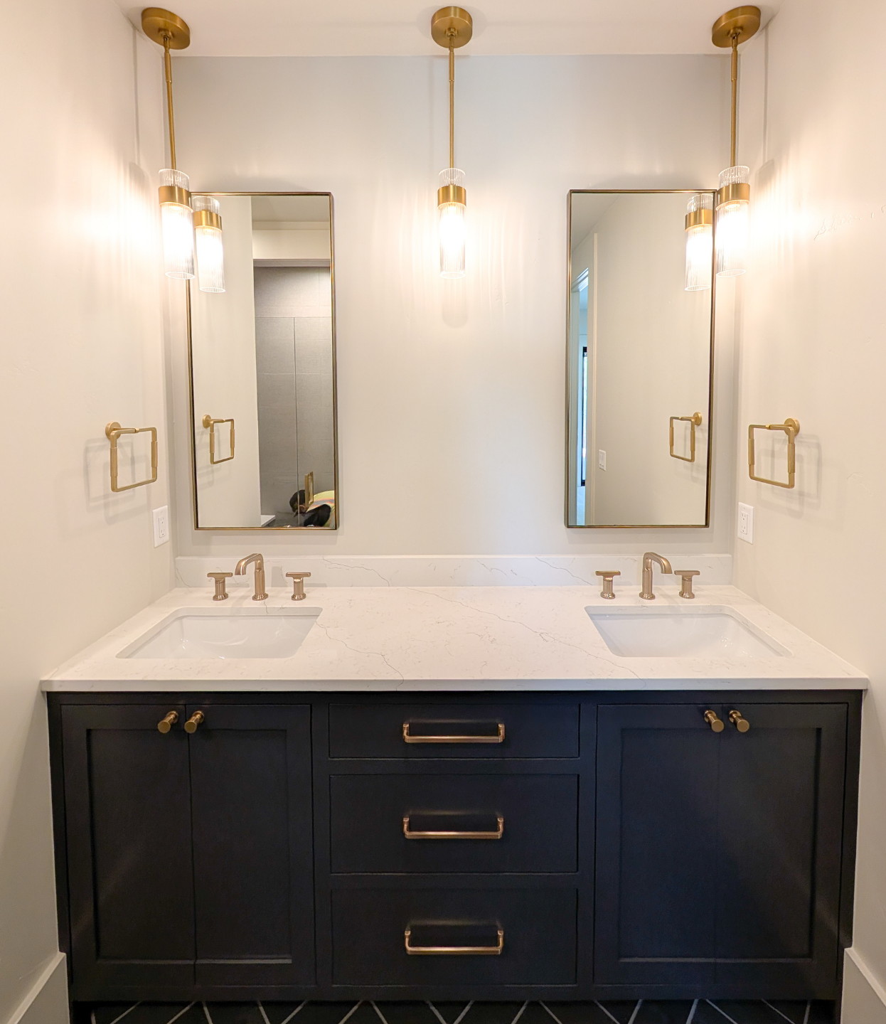 full bathroom vanity dual sink.png