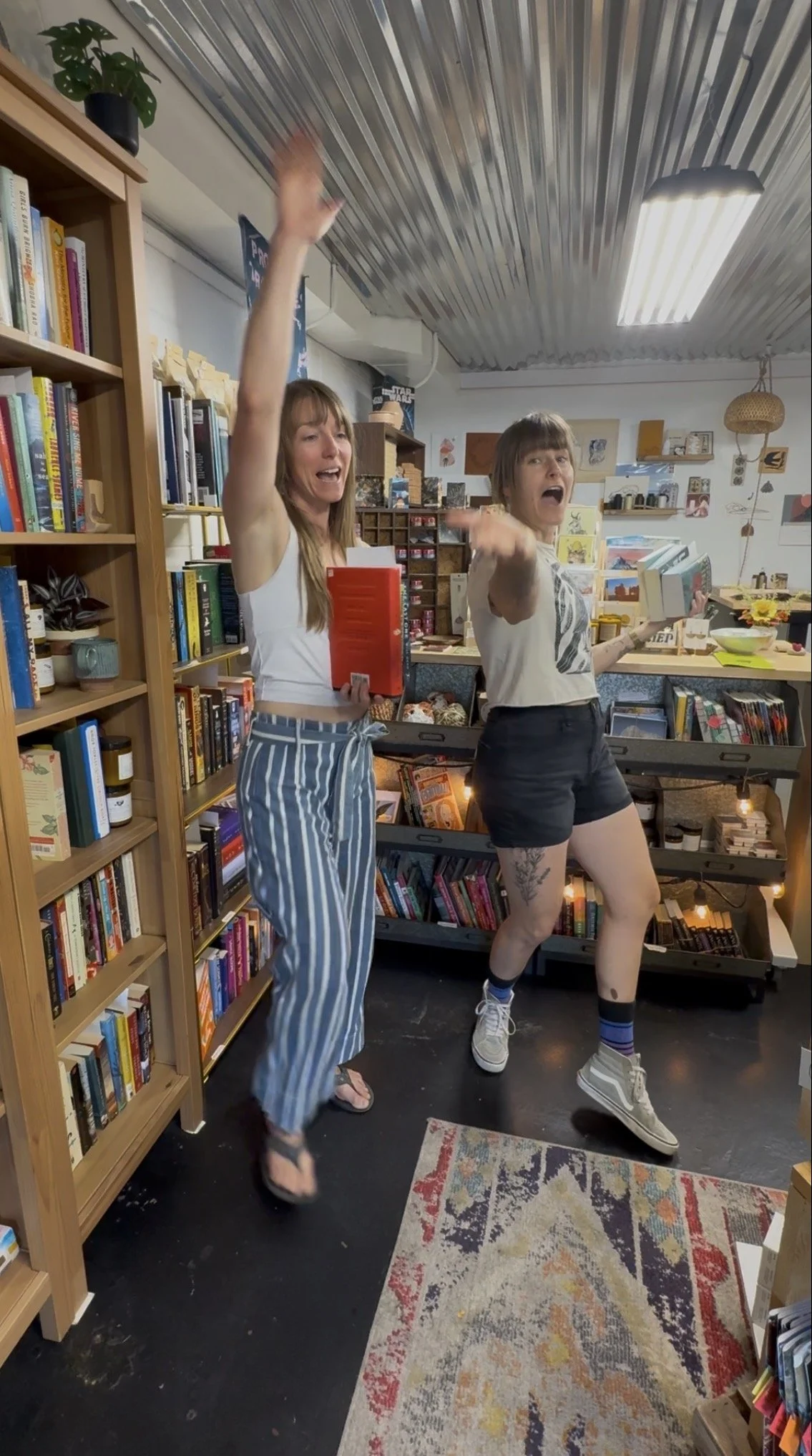 EPISODE 22 :: BOOKS TO TAKE ON VACATION