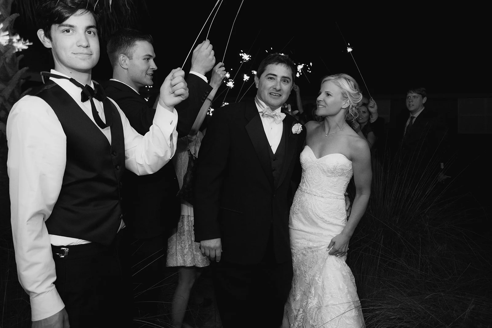 savannah-wedding-photo-by-photographer-trevor-jenkins-bride-groom-sparkler-sendoff-4680.jpg