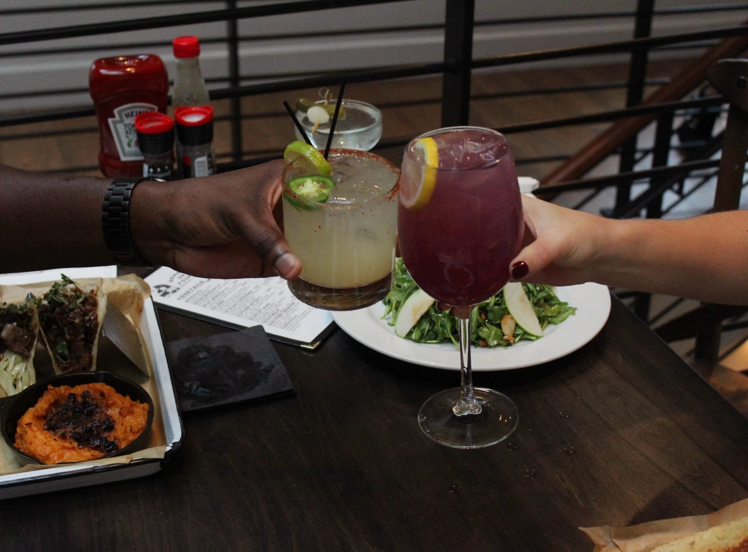 Adams is often shared best with friends&hellip; Cheers to the weekend and Sailboat show! :))

 #eastport #restaurantsofannapolis