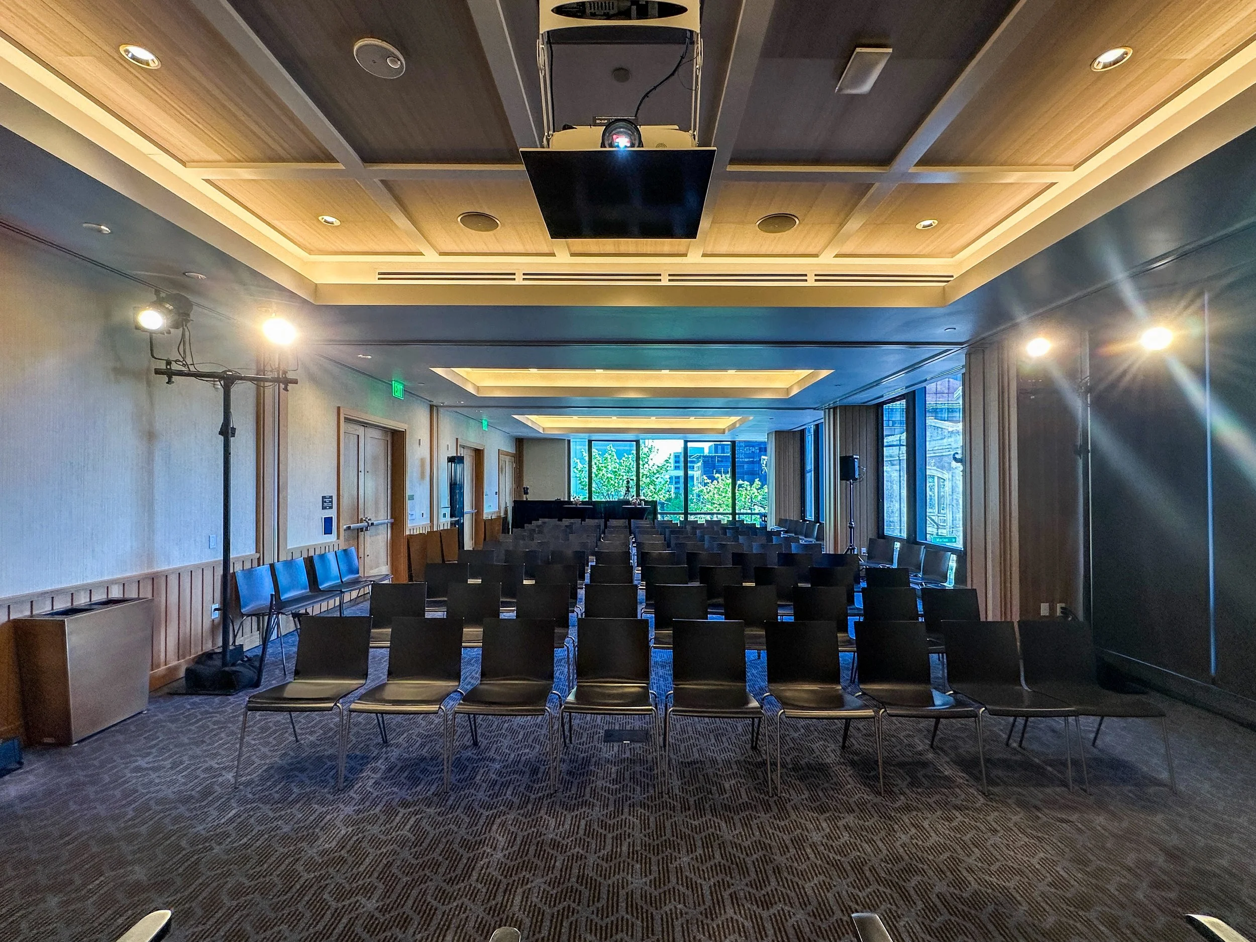 panel discussion lighting, corporate event lighting