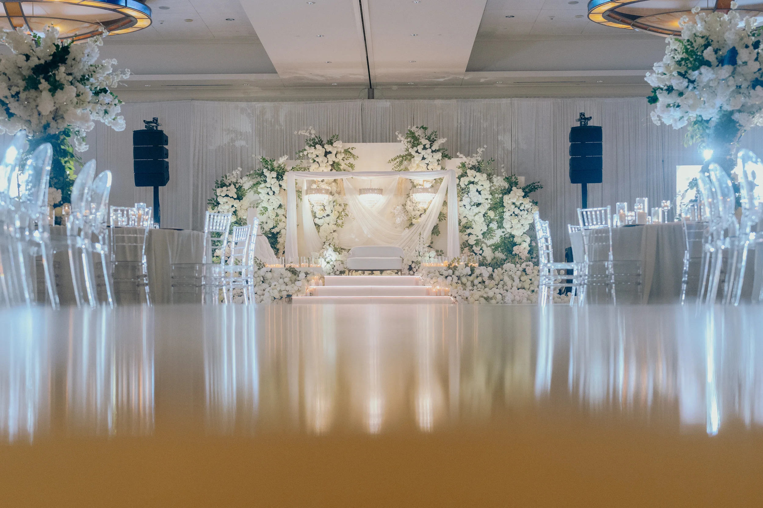 weddingproduction-hiltonvancouver.webp