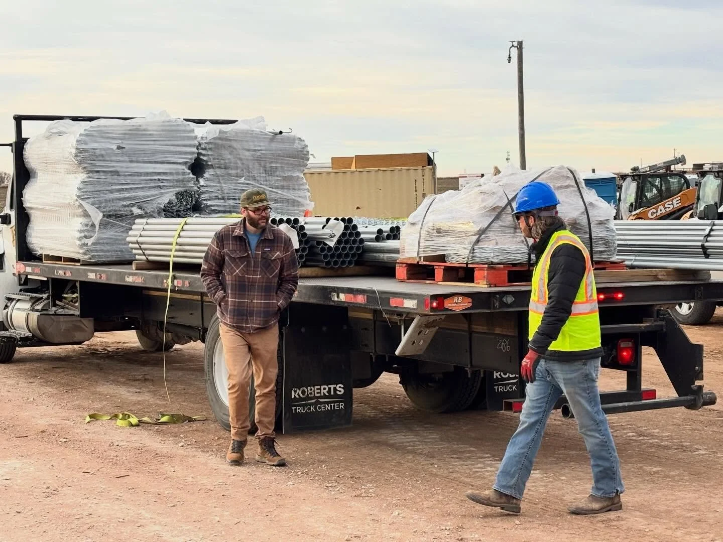 Took a quick little trip to NM☀️🪶

Last week we kicked off a commercial project out in New Mexico, and the trip came with everything the desert could throw at us. 66 mph winds, dust blowing sideways, and long stretches of open country that remind yo