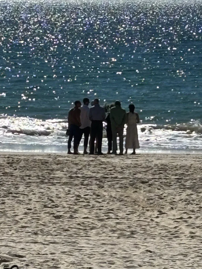 Celebrating a loved ones life Beach a memorial service on the beach