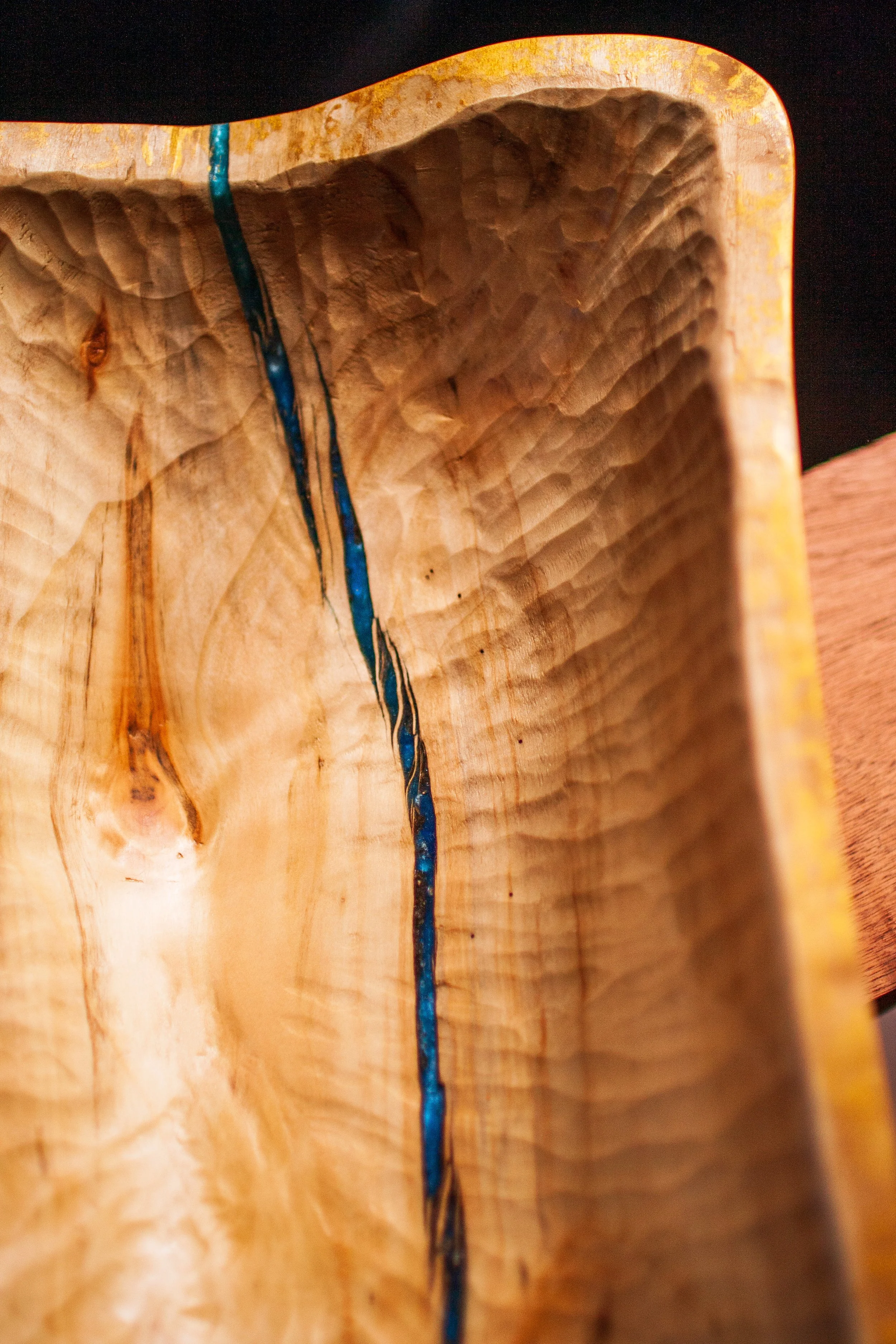 Sapphire Creek Fruit Bowl | detail