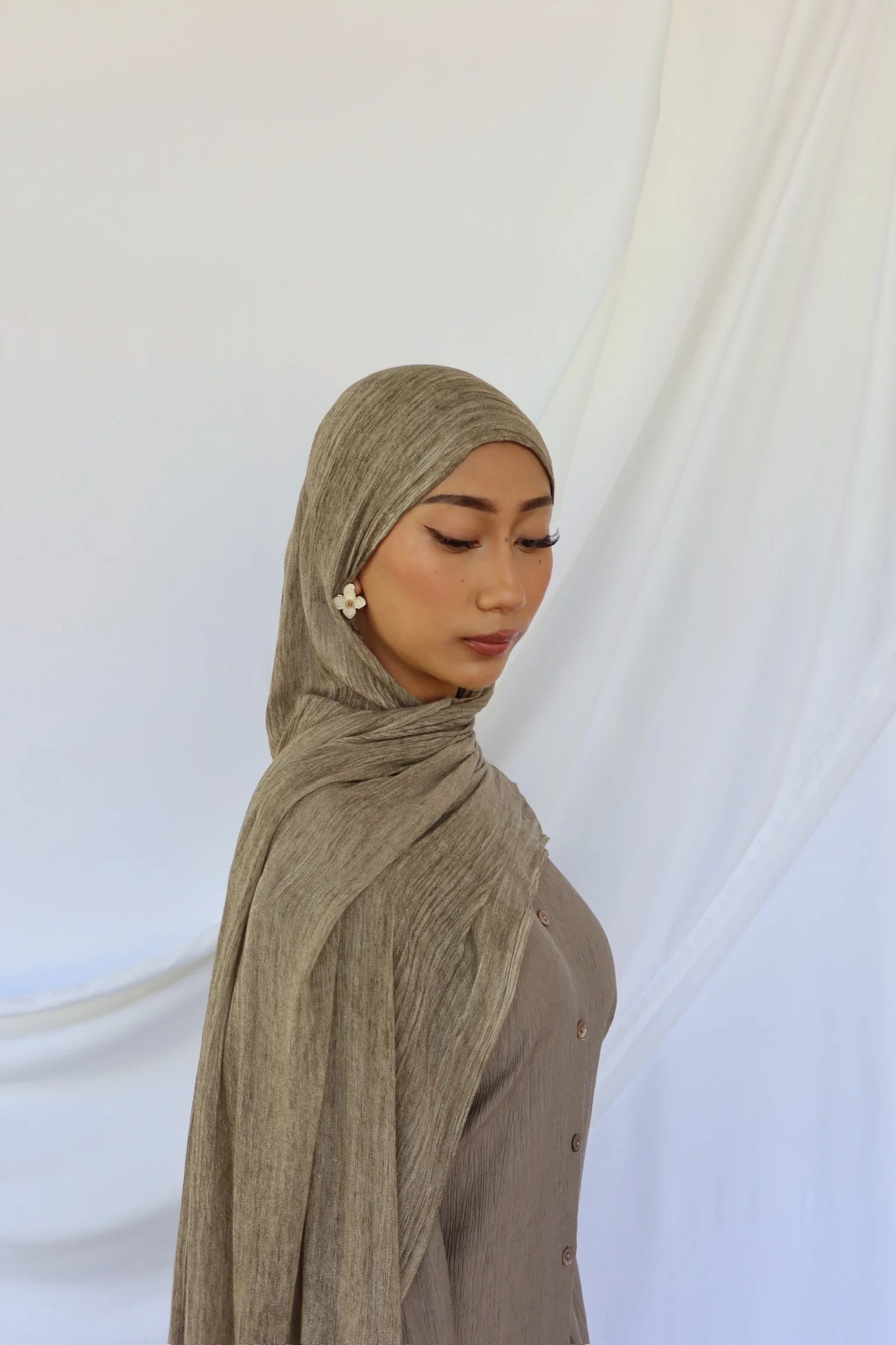 Oolong Crinkle Hijab