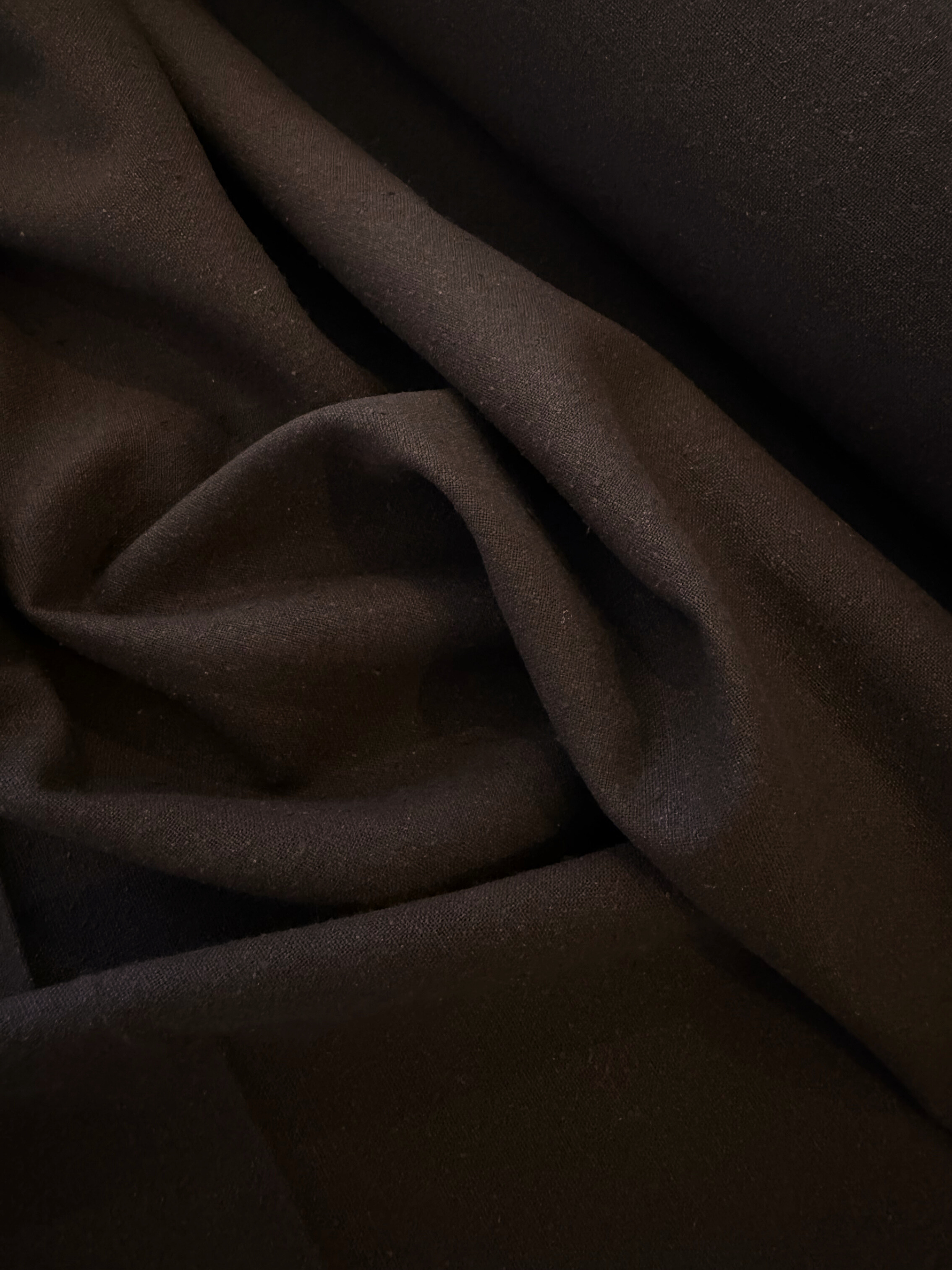 Dark Brown Noil 506 C.png