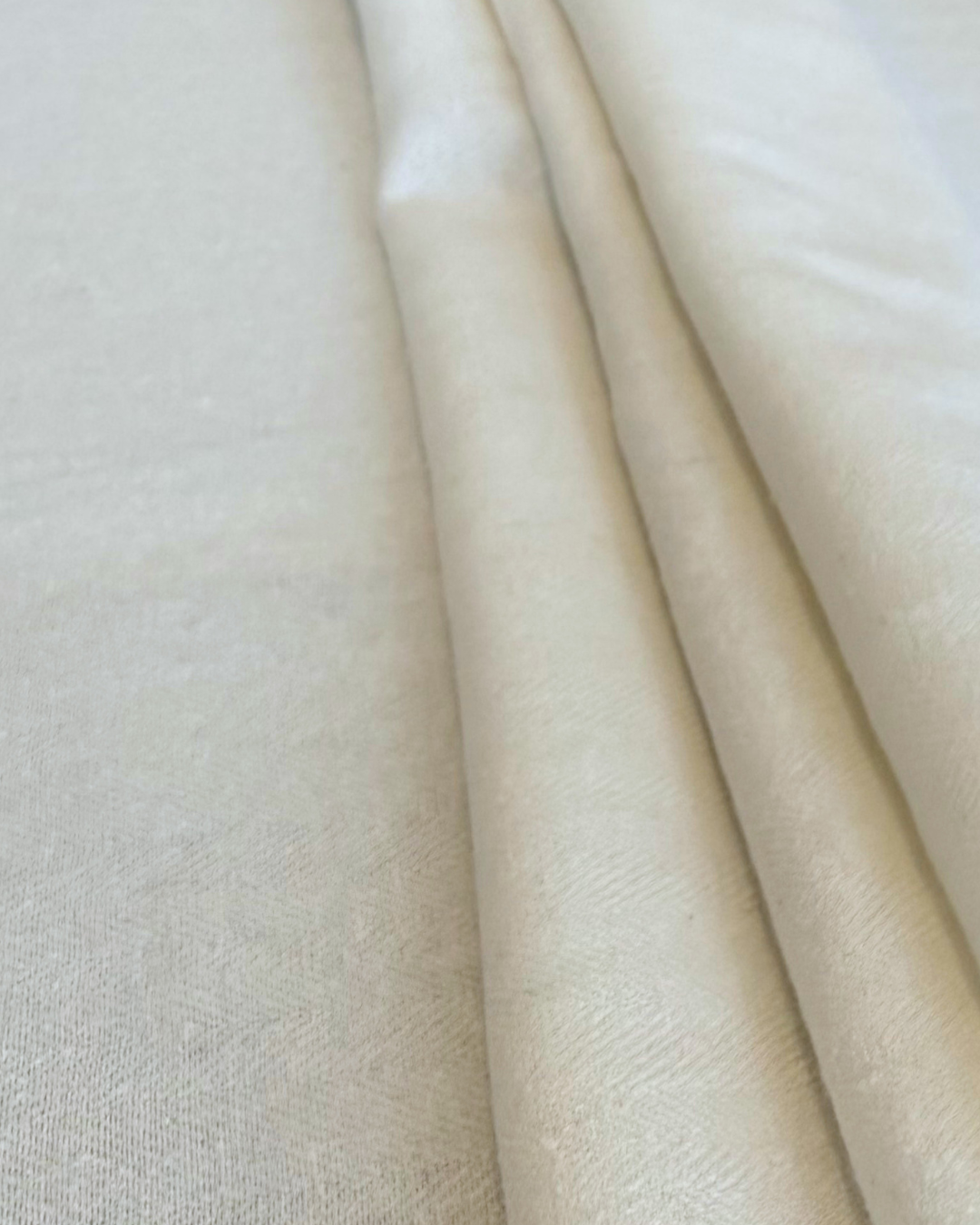 Herringbone Silk Noil Natural White.png