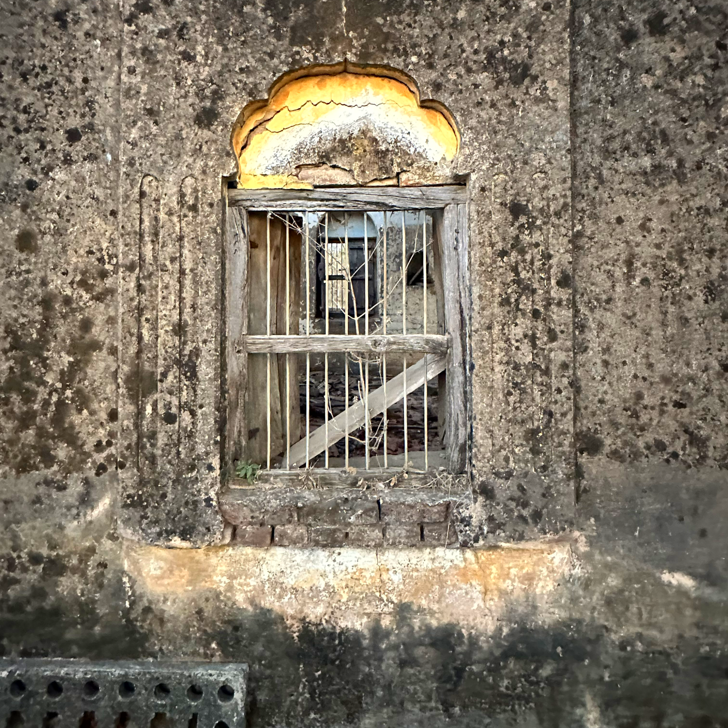 Ancestor House 17_ cropped.PNG