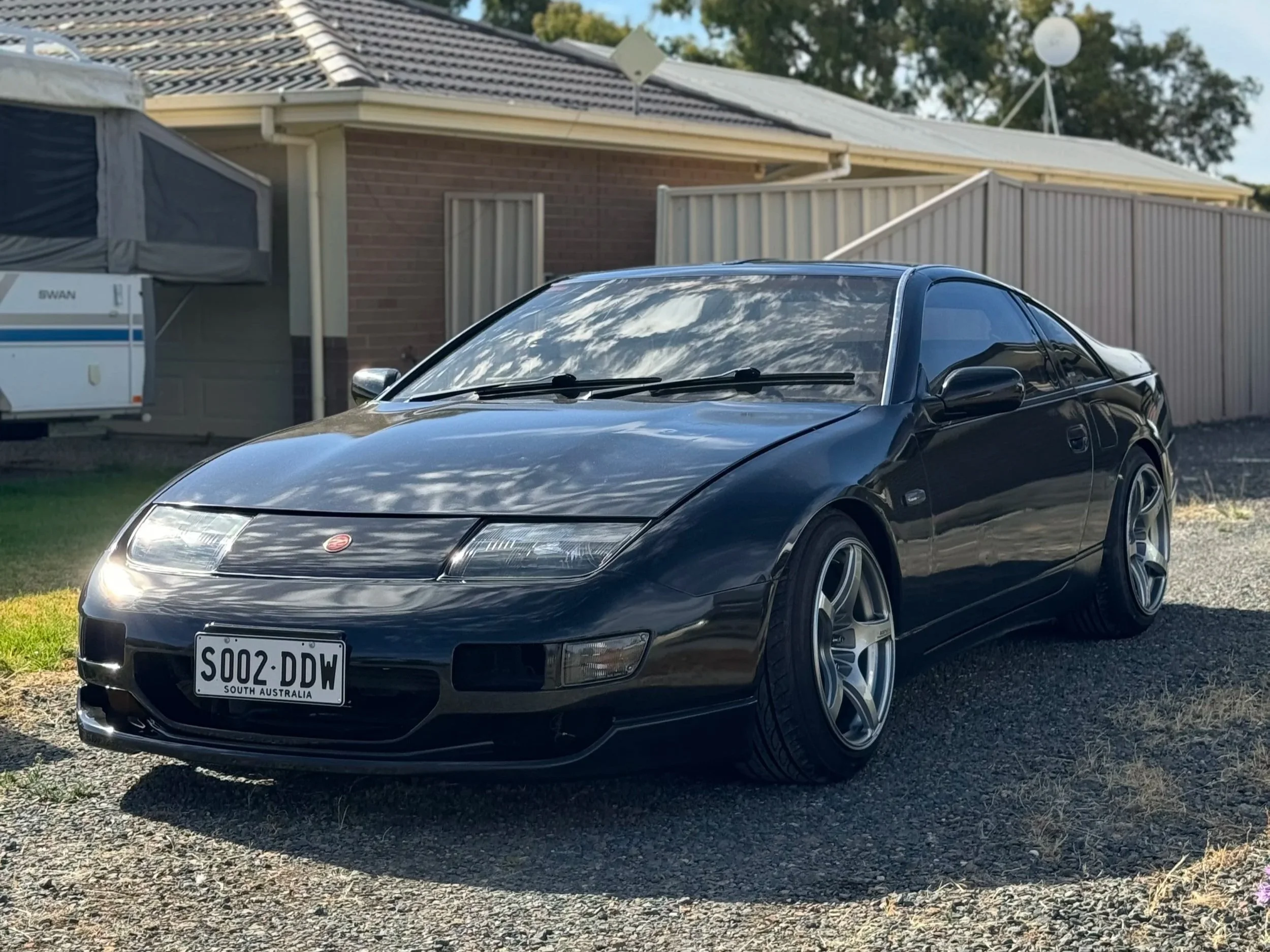 Avery metallic gloss black full colour change