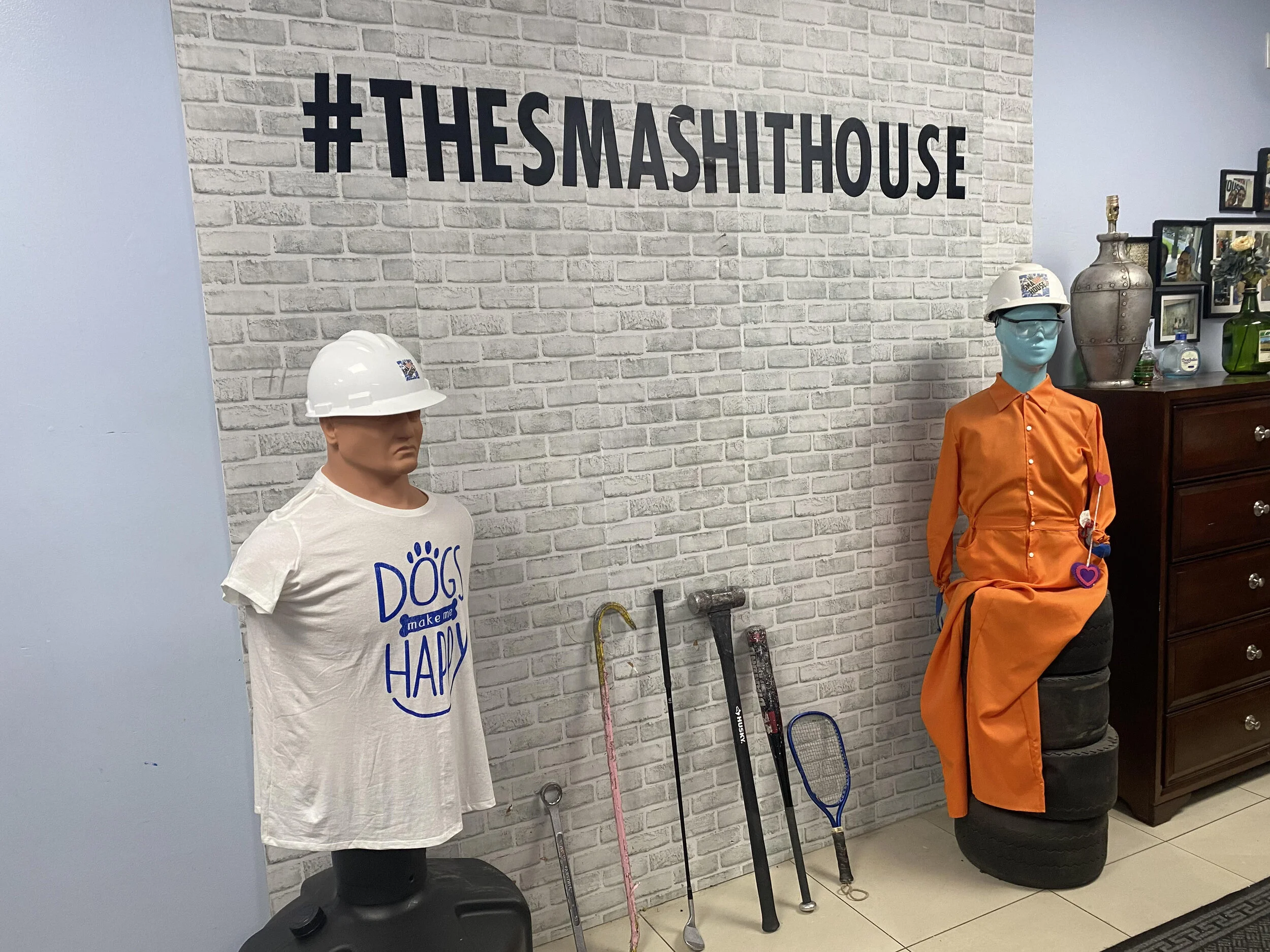 Smashit Bob and Blue Paul Standing Guard @ The Smashit House