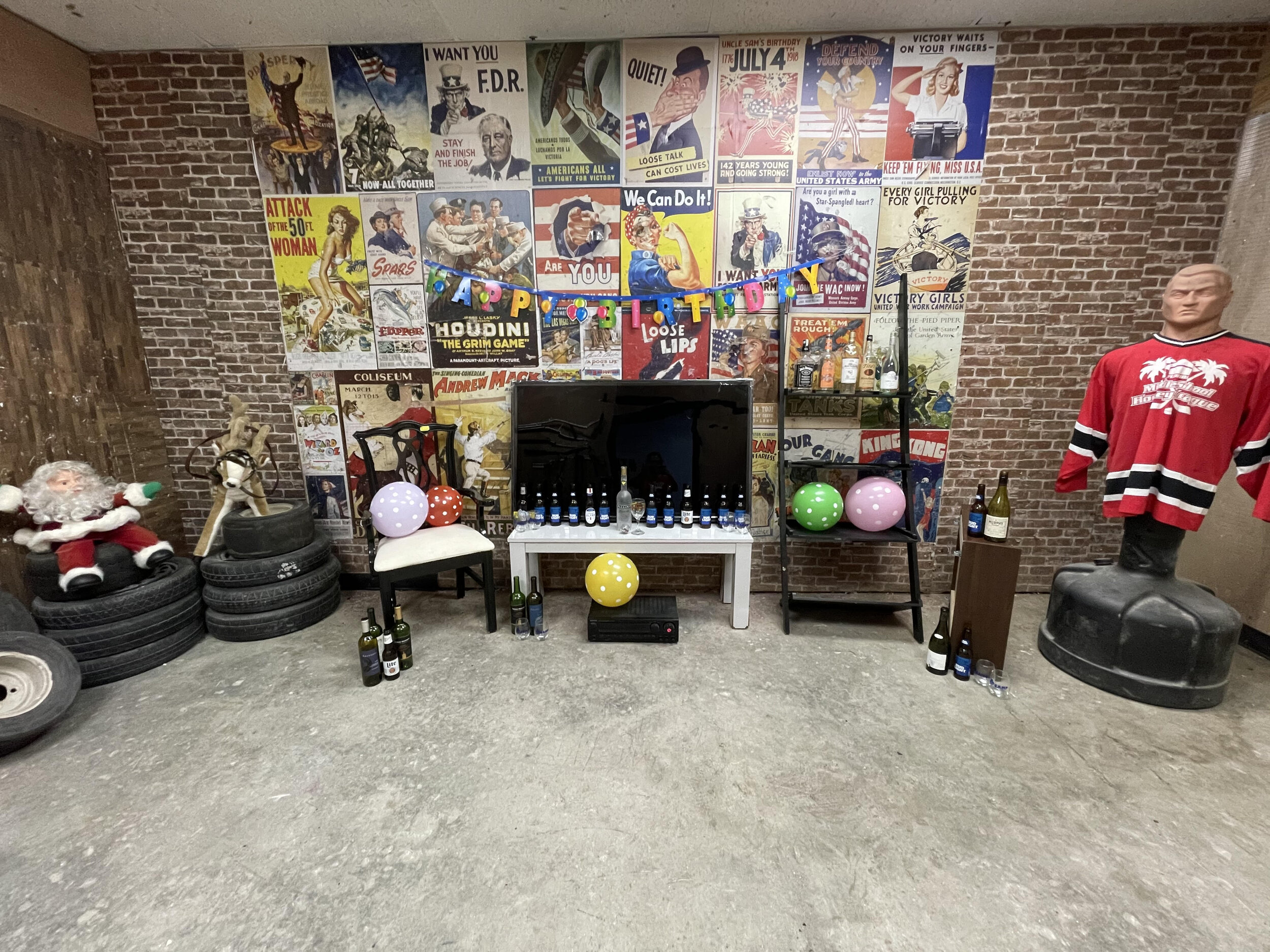 Loosing Your Shit Party Package 