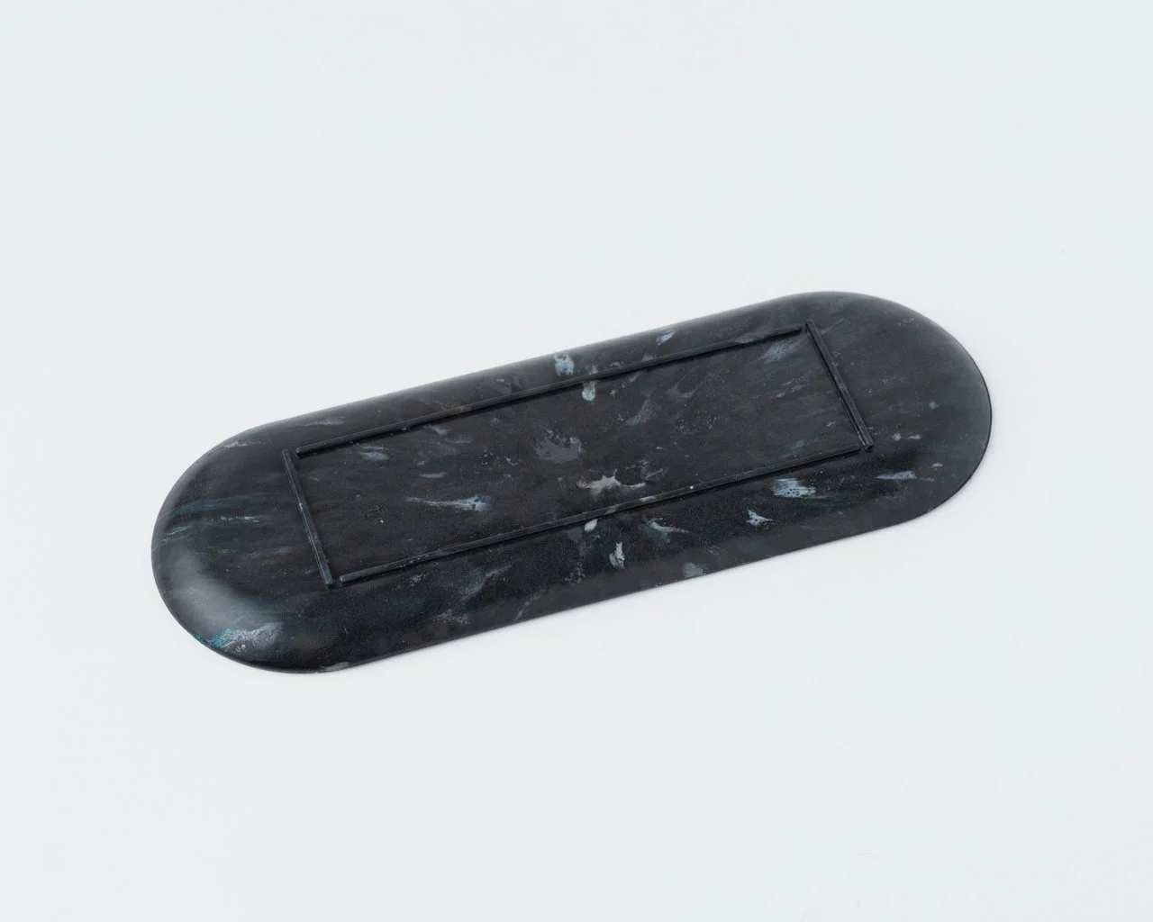 Round pen tray-9997 (2).jpg