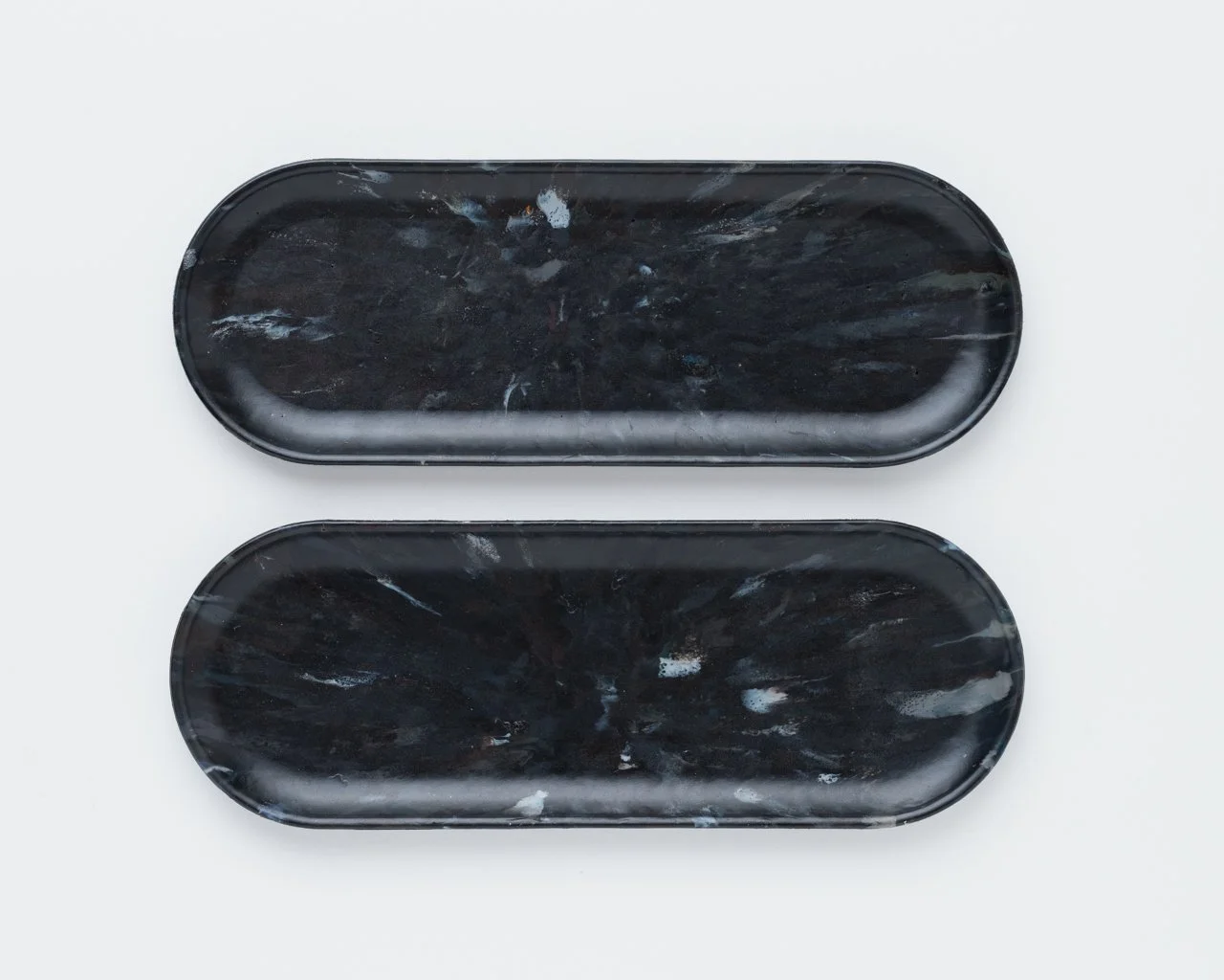 Round pen tray-9997 (3).jpg