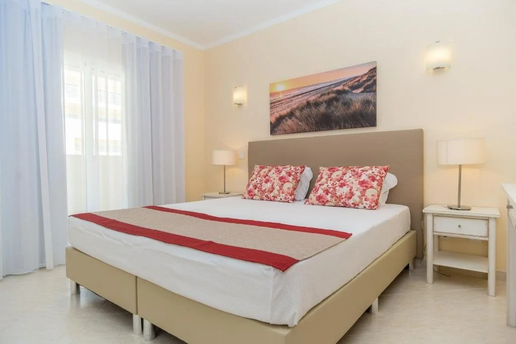 chambre2 resid.jpg