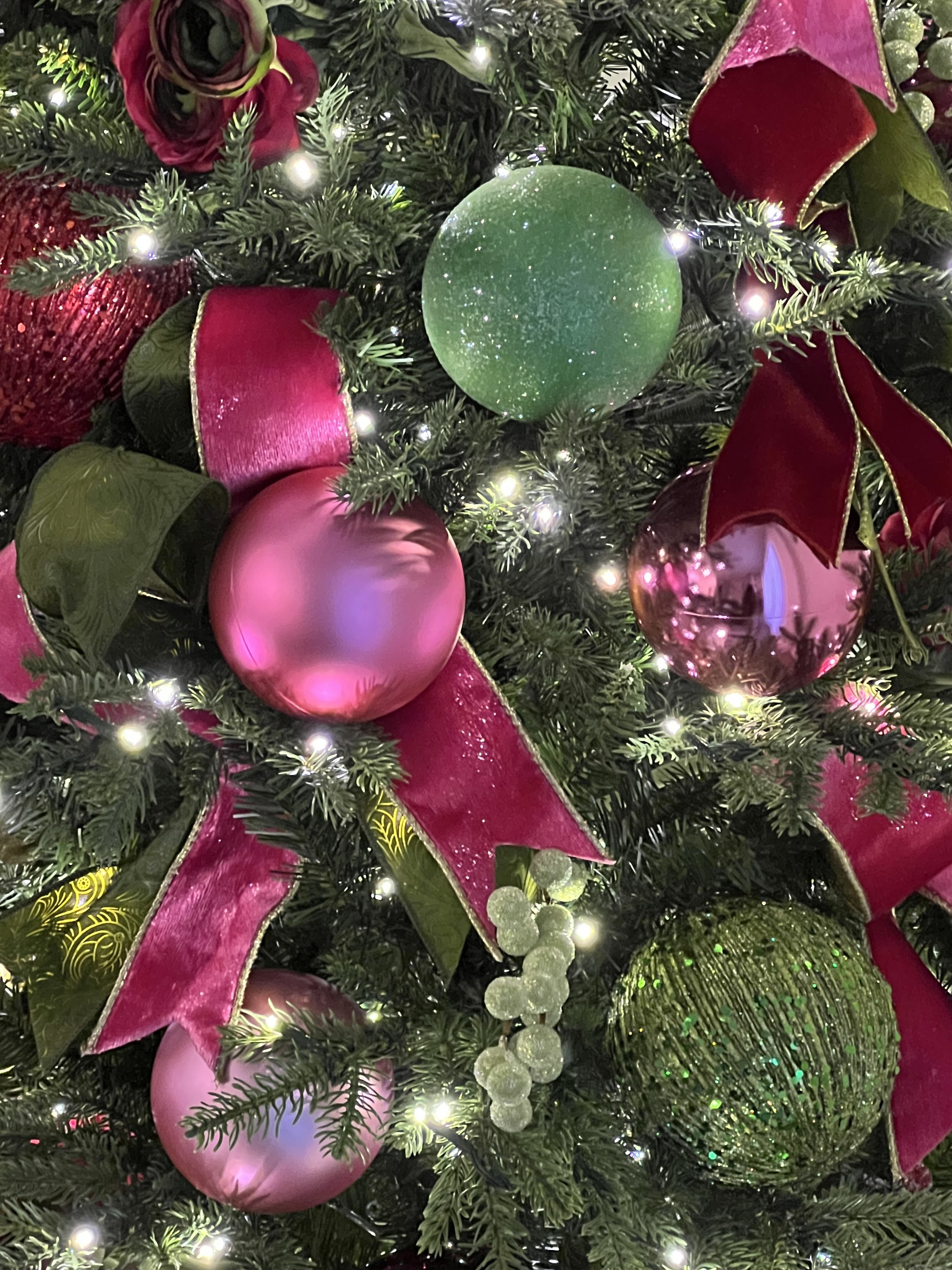 LR Tree pink and green ornament close up.jpeg