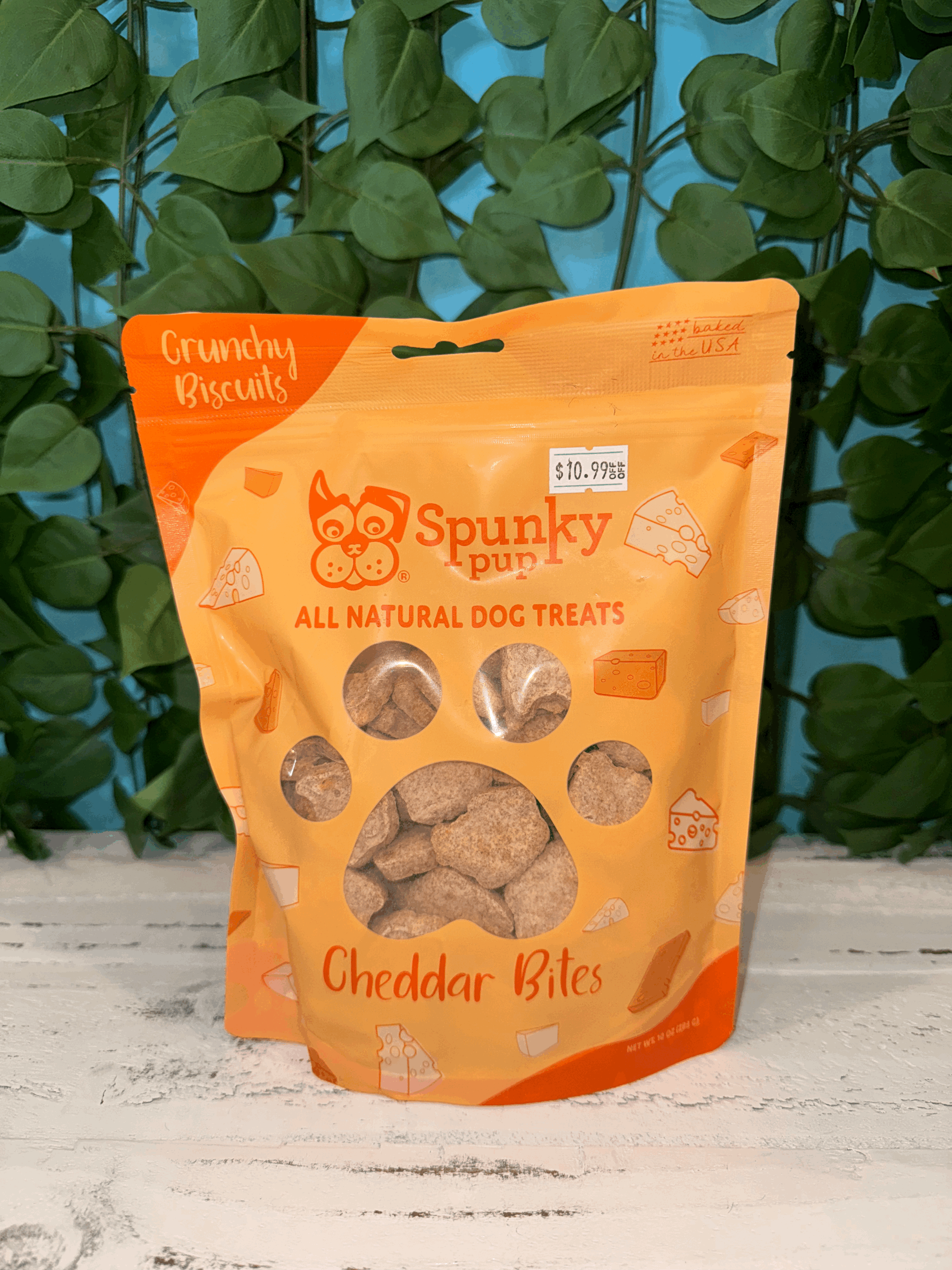 Cheddar Bites Crunchy Biscuits by Spunky Pup