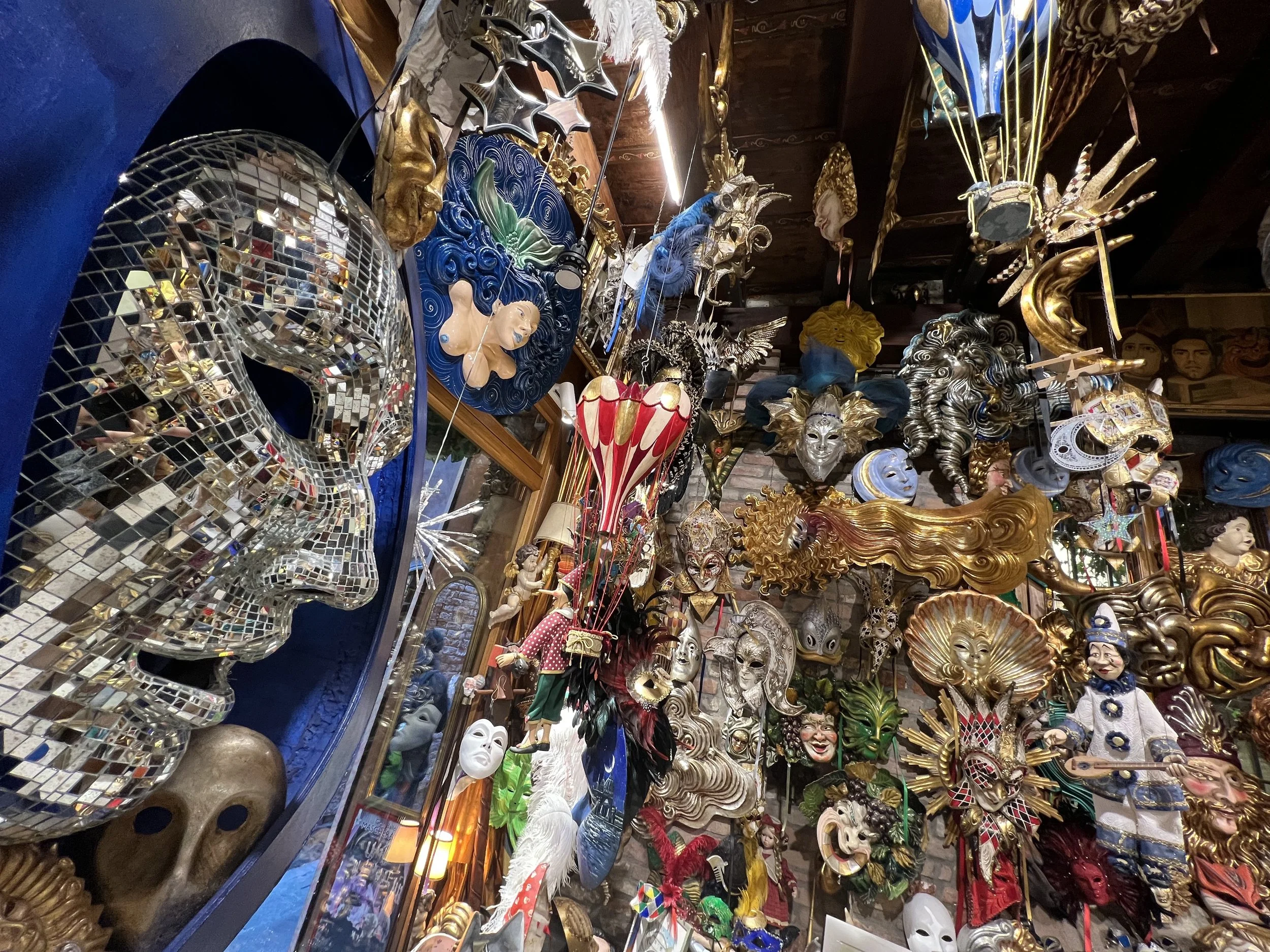 tragicomedia venice store shot charise 2023.jpg