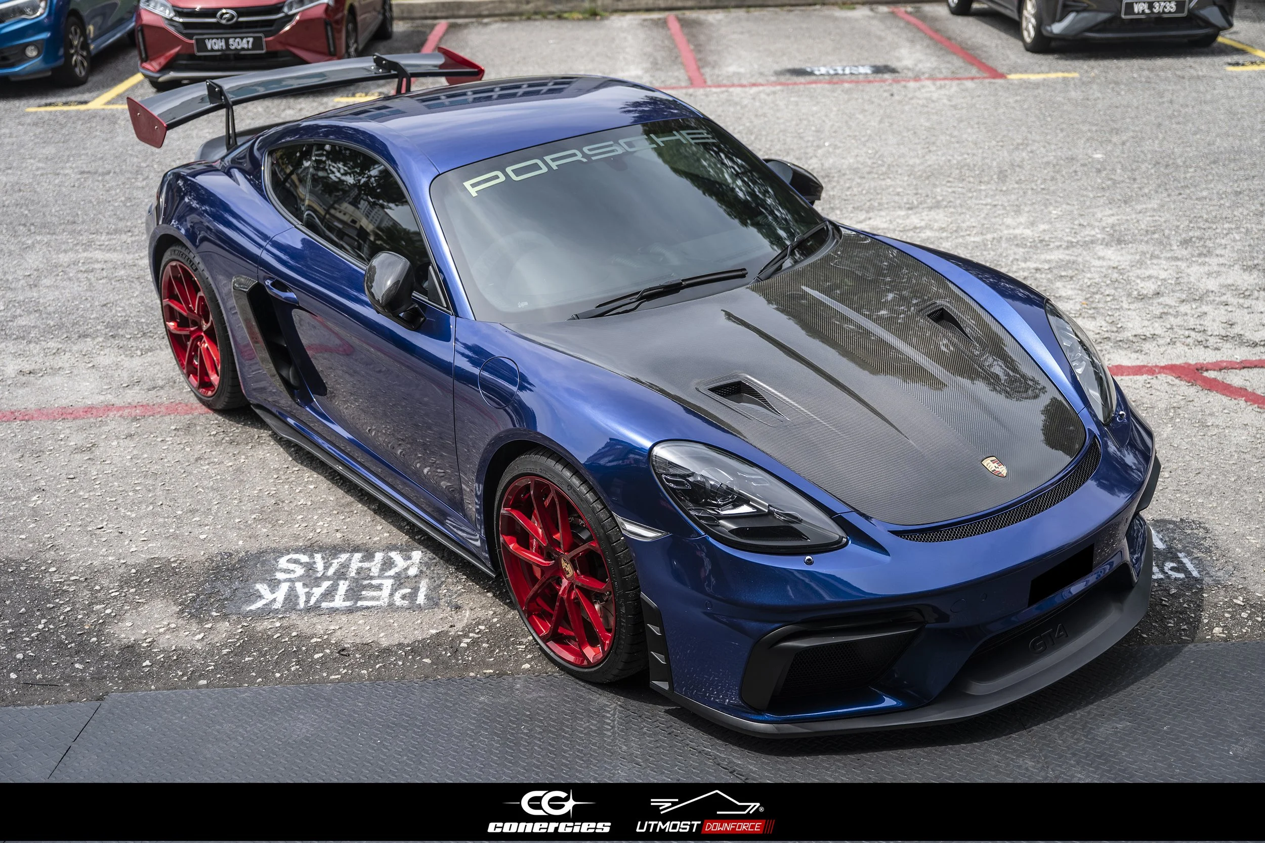 GLOSS GENTIAN BLUE