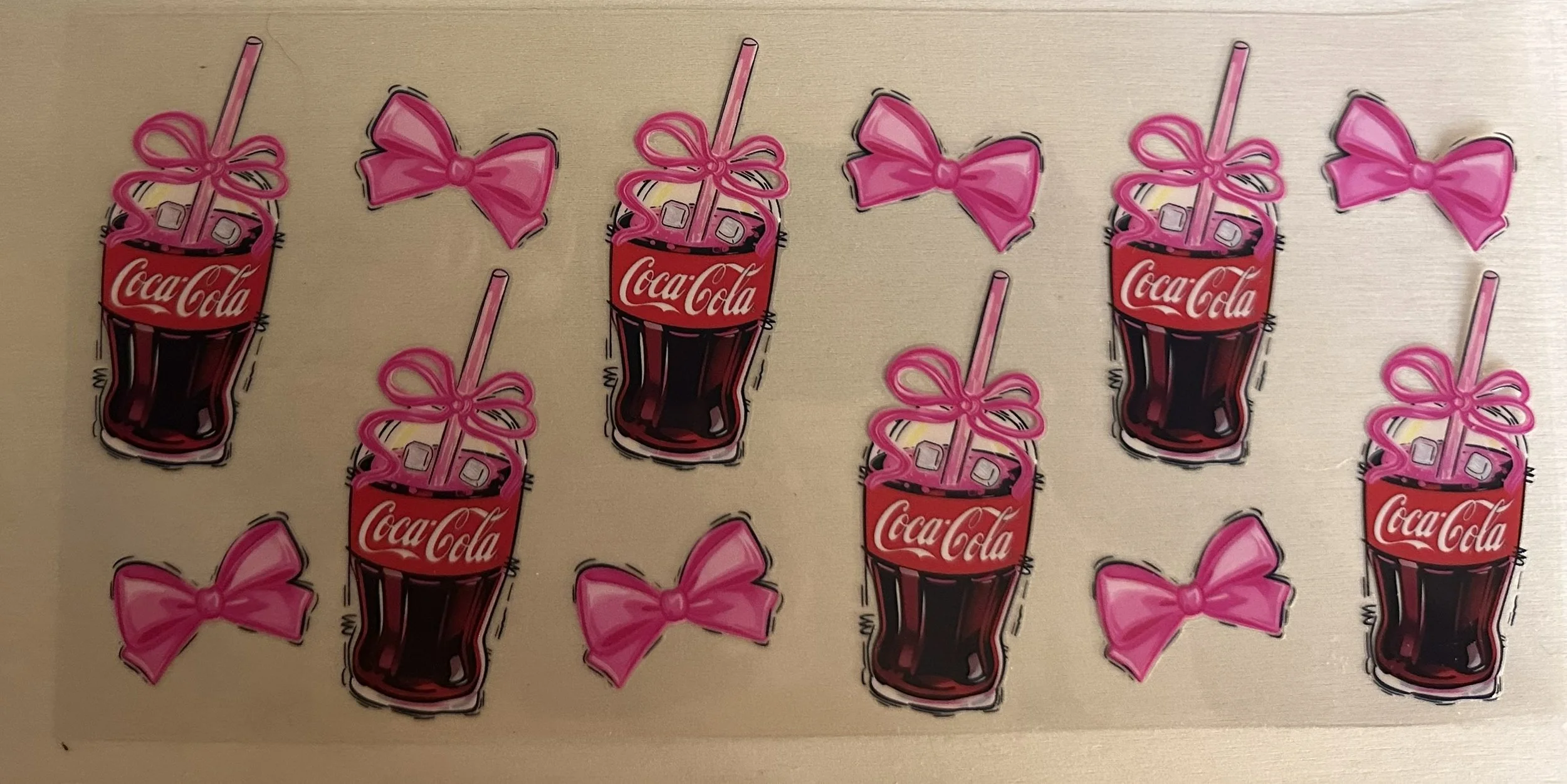 Coke-Bows