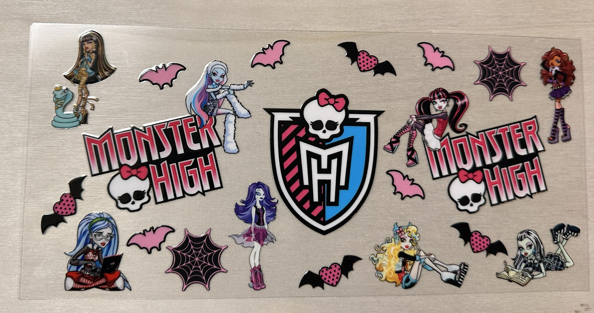 Monster High- Shield