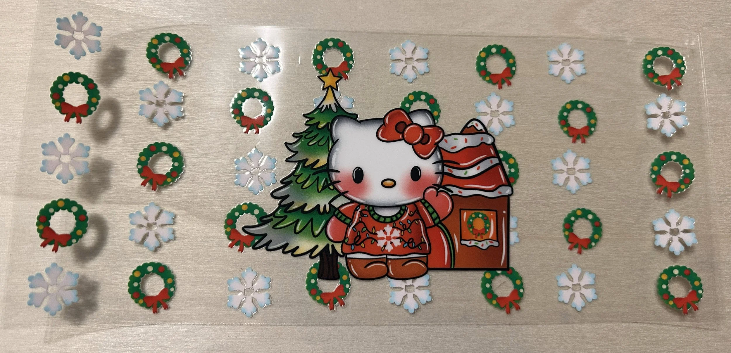 Hello Kitty-Gingerbread House