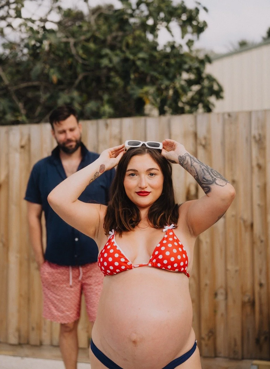 https://www.erosuphotography.com/portfolio/jayde-brett-pool-party