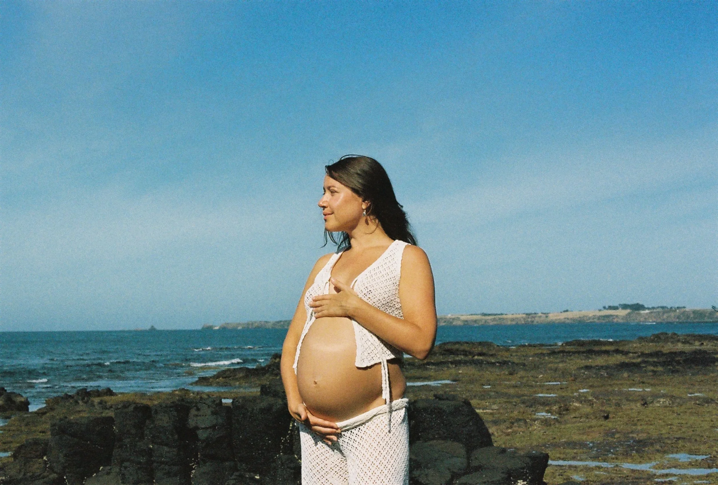 https://www.erosuphotography.com/portfolio/motherhood-in-the-making-with-emma