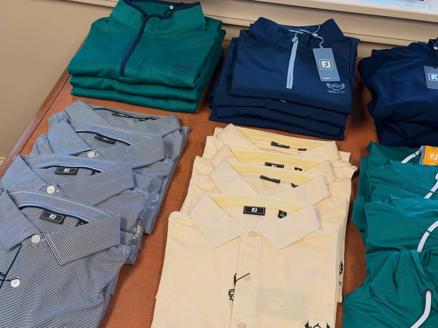 New goodies in the pro shop!⭐️ Come in this week and check them out! ⛳️