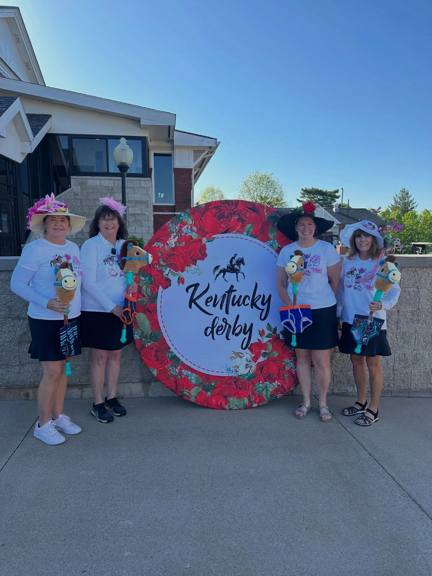 Derby Day Divas!!! 🐎 🌹 

Women&rsquo;s Opening Day is off to a great start!