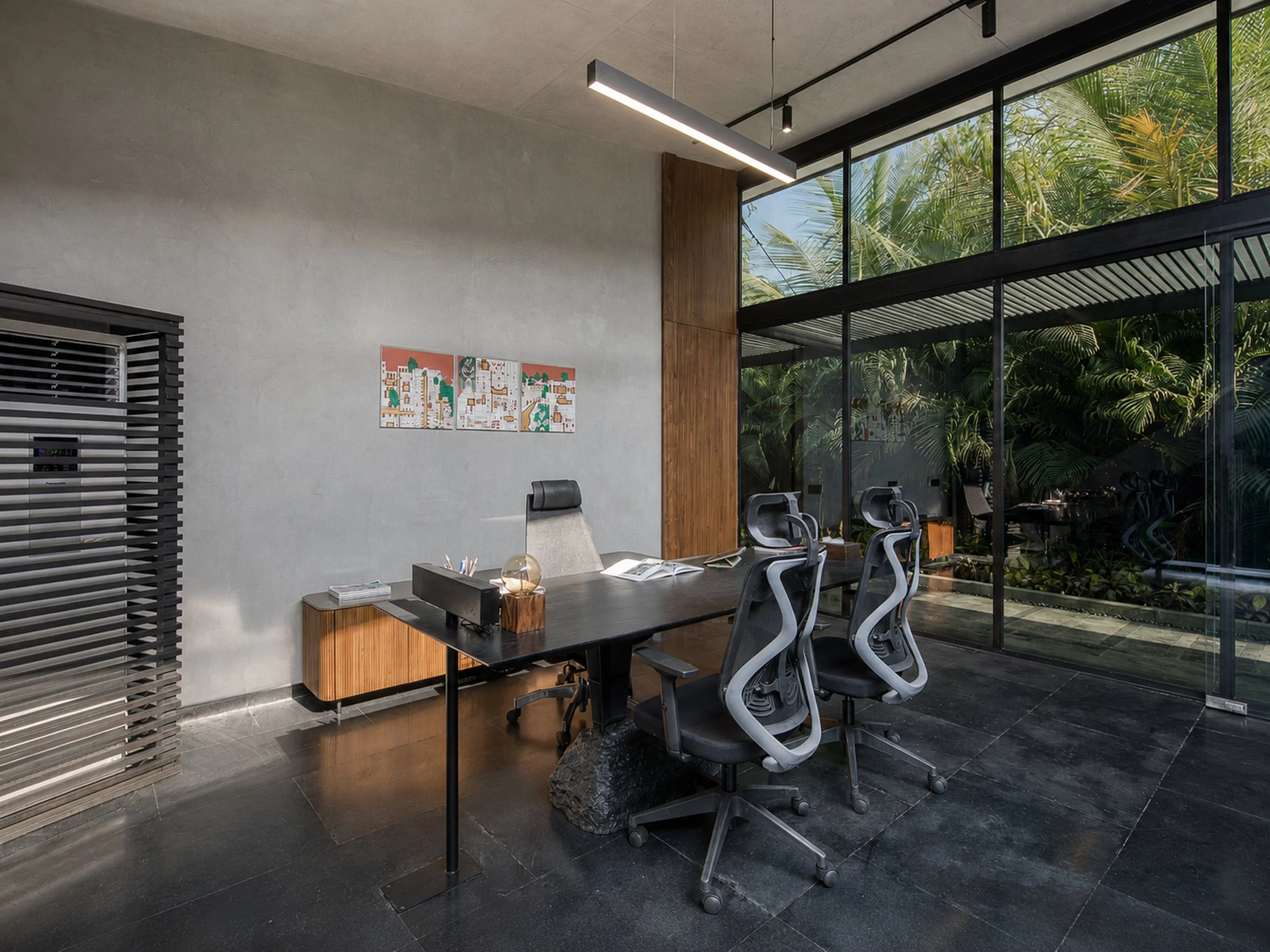 office_tropical_ishita_style_website_8k.jpg