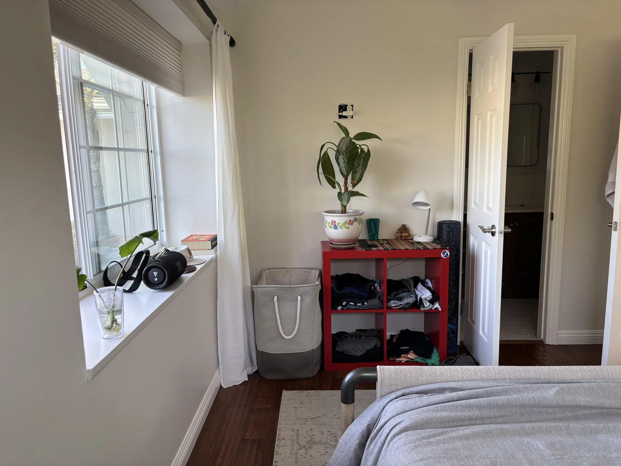 Double-Space Clear (≈400 sq ft)