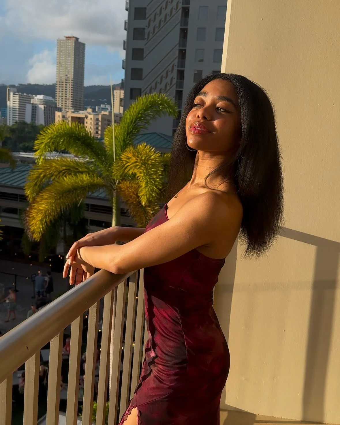 Think about the sun, Pippin ☀️🌈🌸🦋