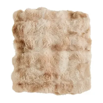 fur throw 3.webp
