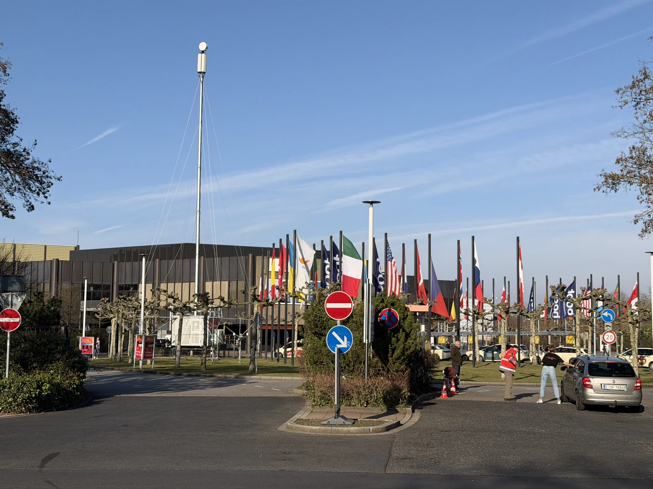 Boot Düsseldorf, east entrance, near the sail areas.