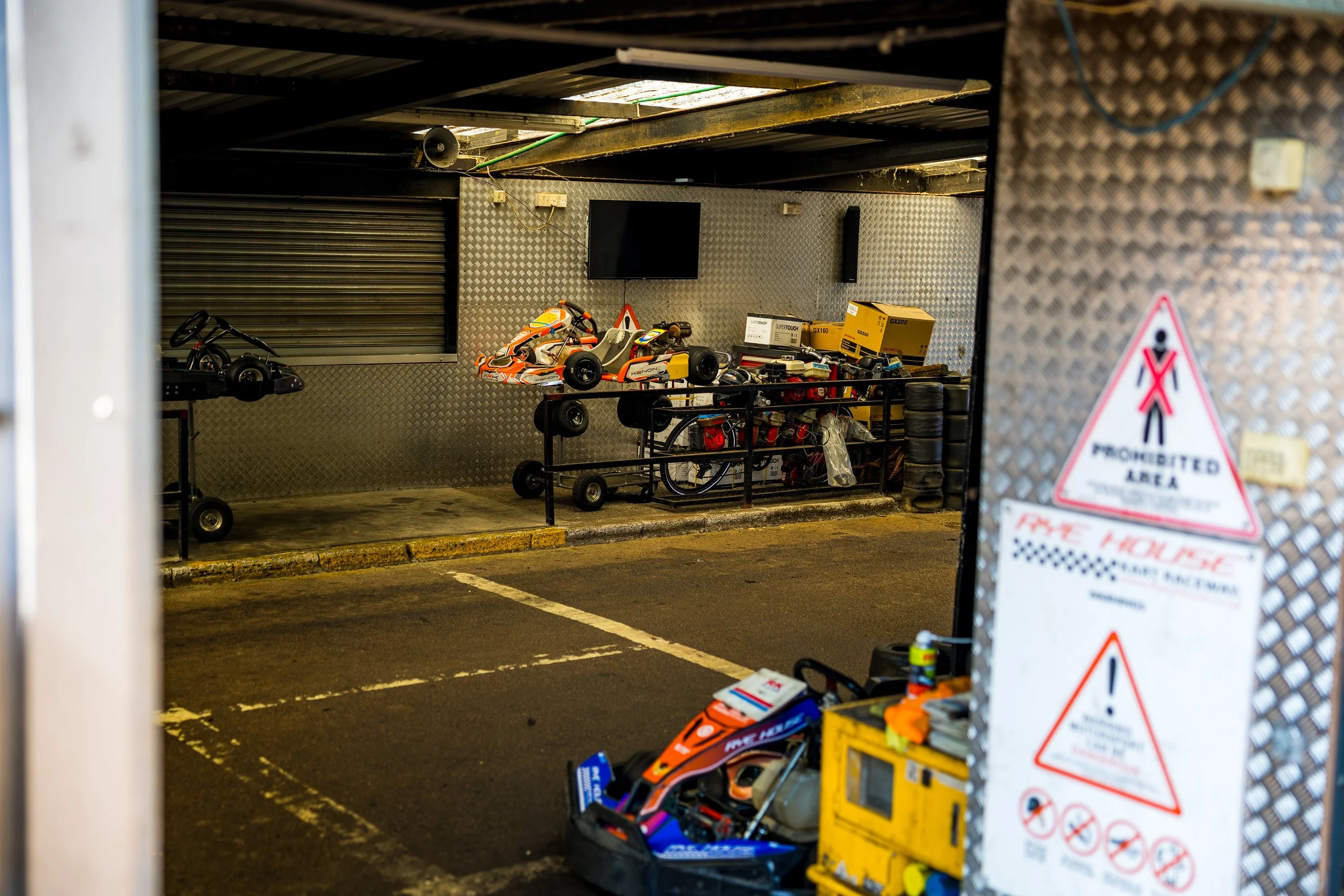 Garage_.jpg
