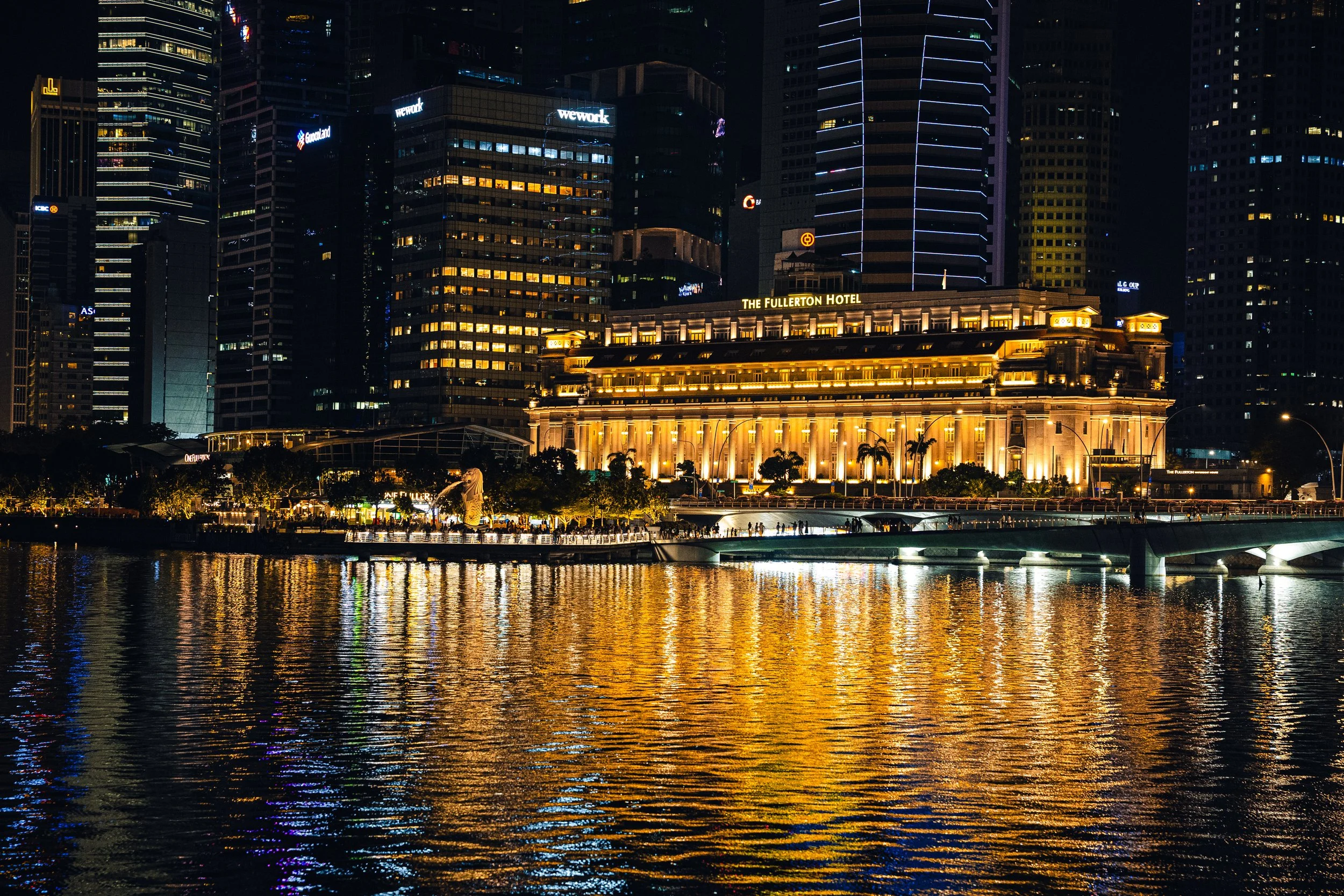 "Fullerton Hotel Golden Heritage"