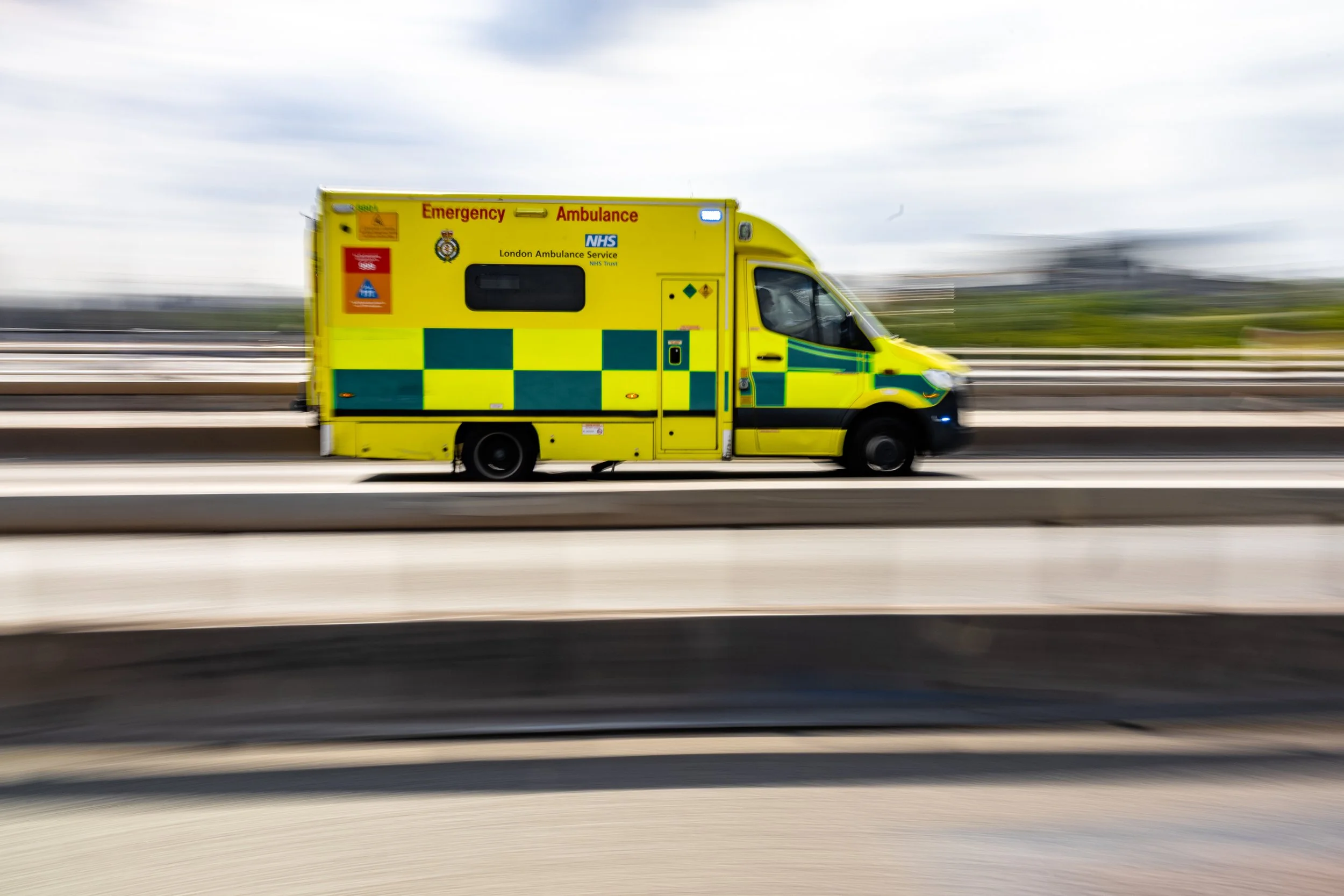 Ambo.jpg