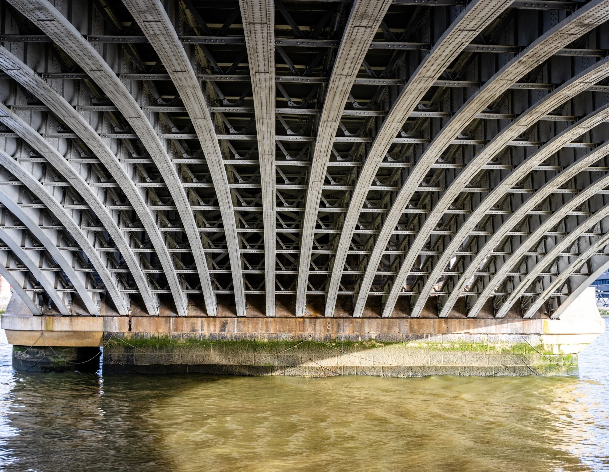 "Geometry of the Thames"