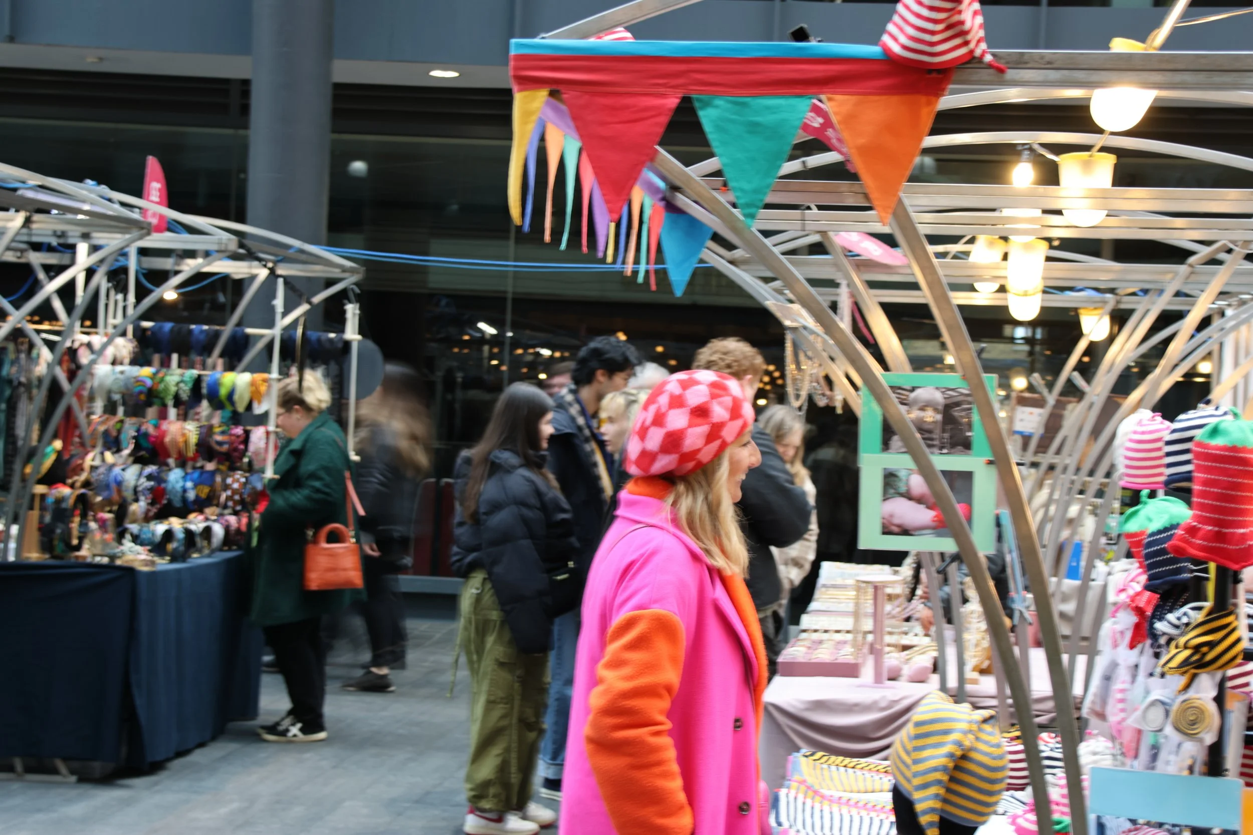 "Street Style Market"