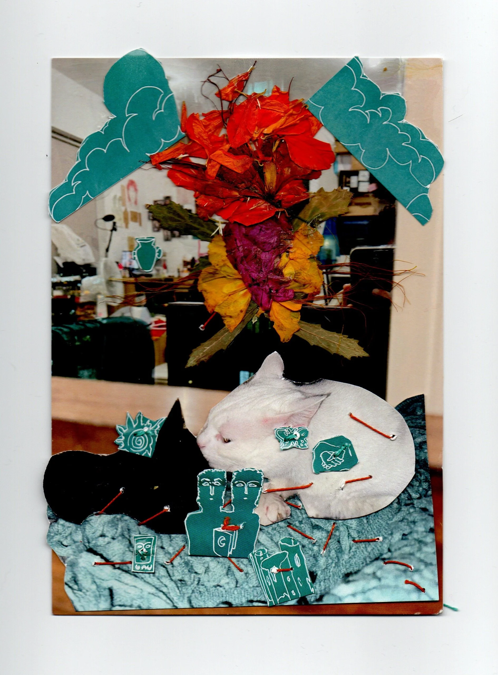 Threads of Memory: Writing & Making with Photographs (ages 18+) Manarat Al Saadiyat Dec 2025