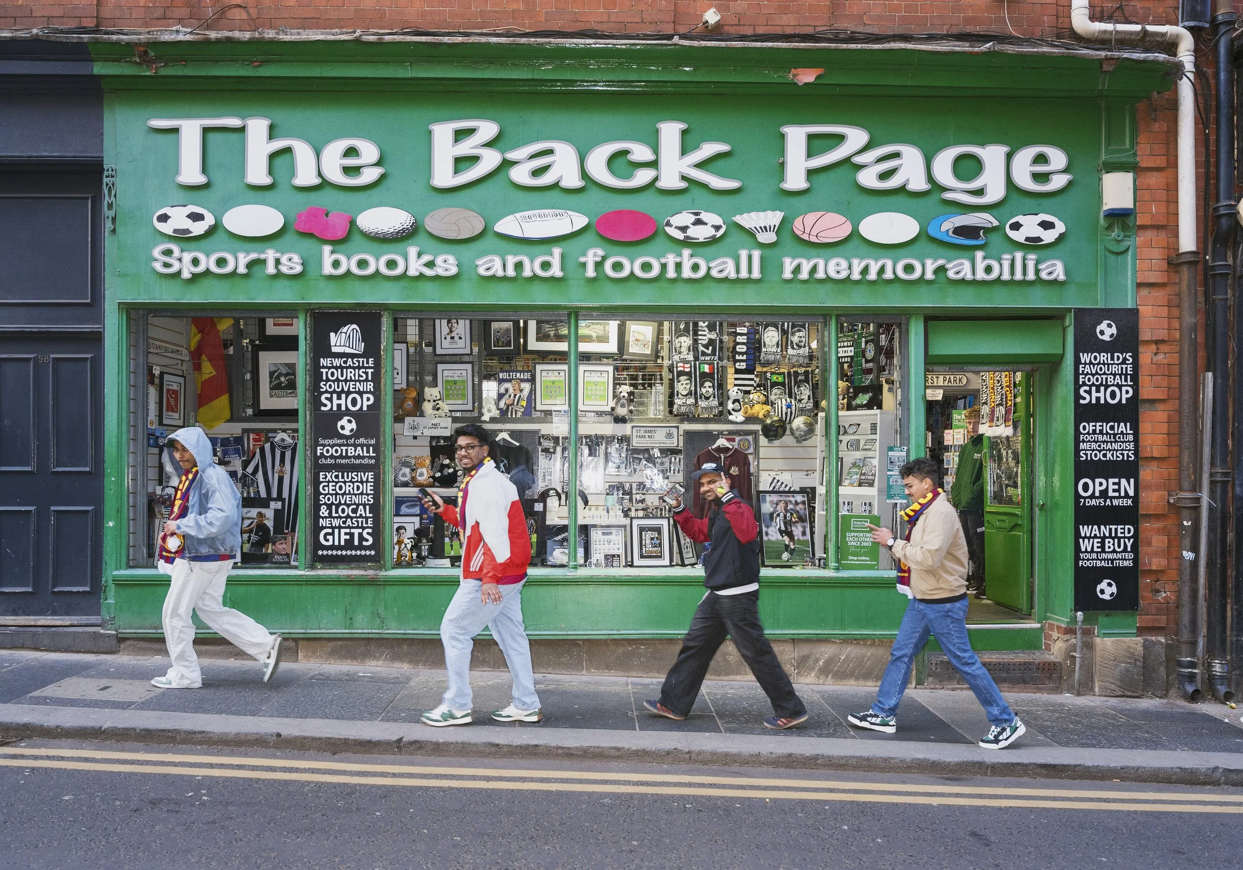 Barcelona fans walking to St. James Park.